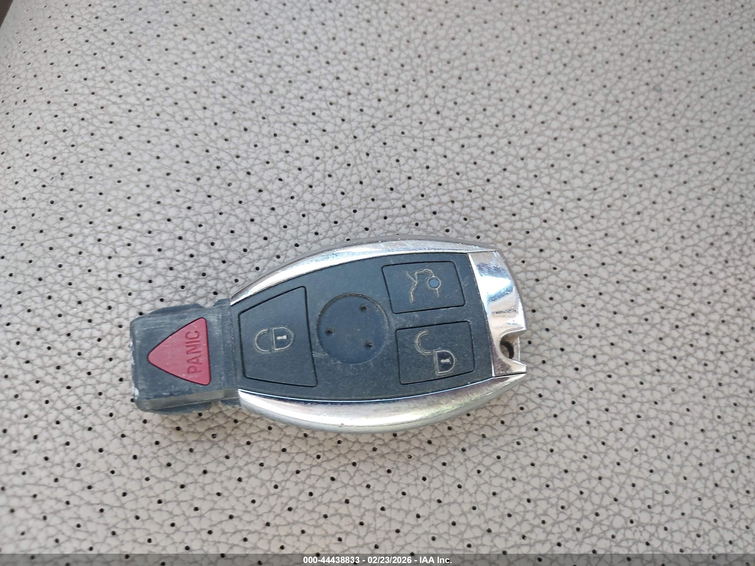 MERCEDES-BENZ C image 11