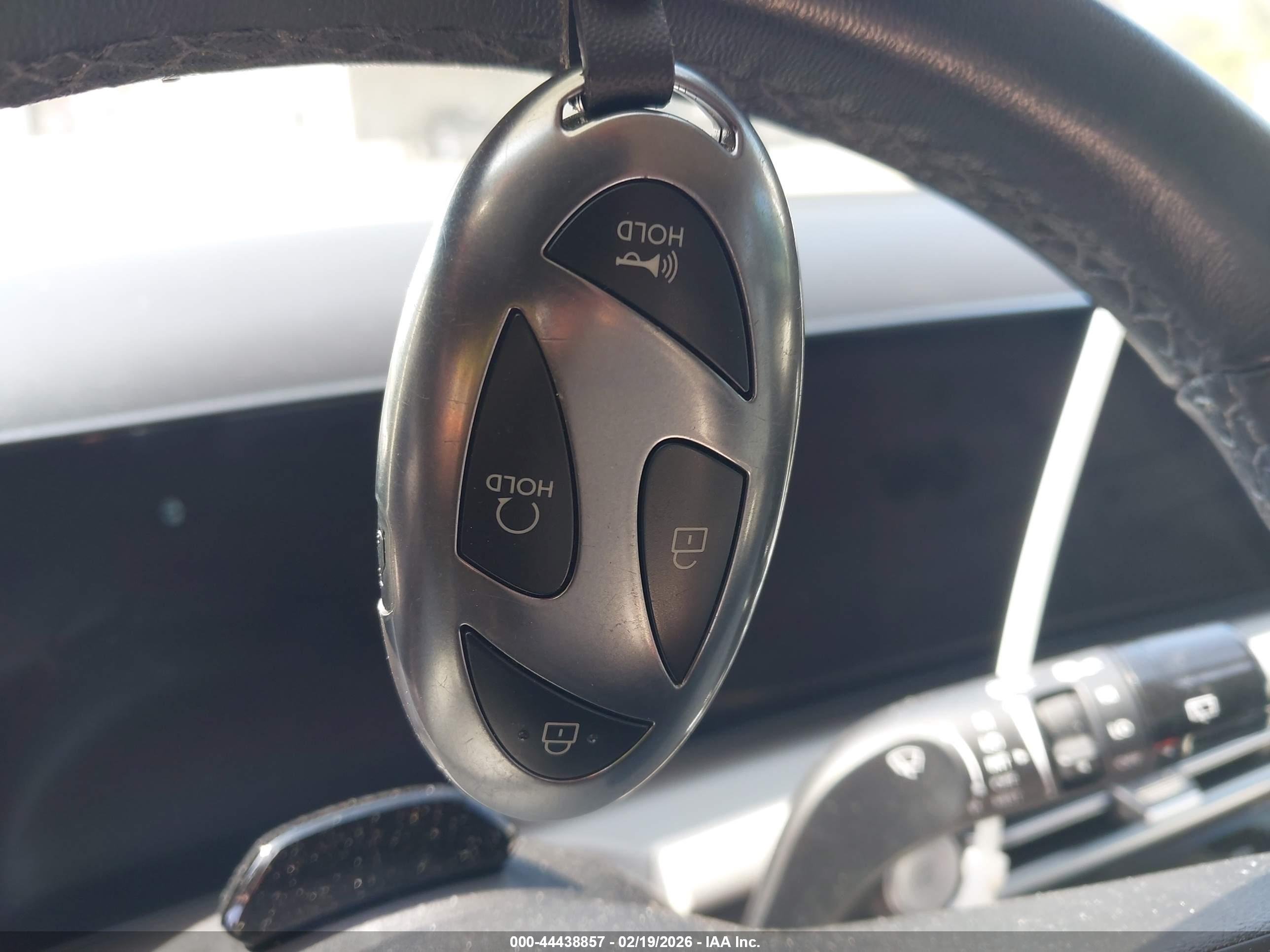 HYUNDAI TUCSON image 11
