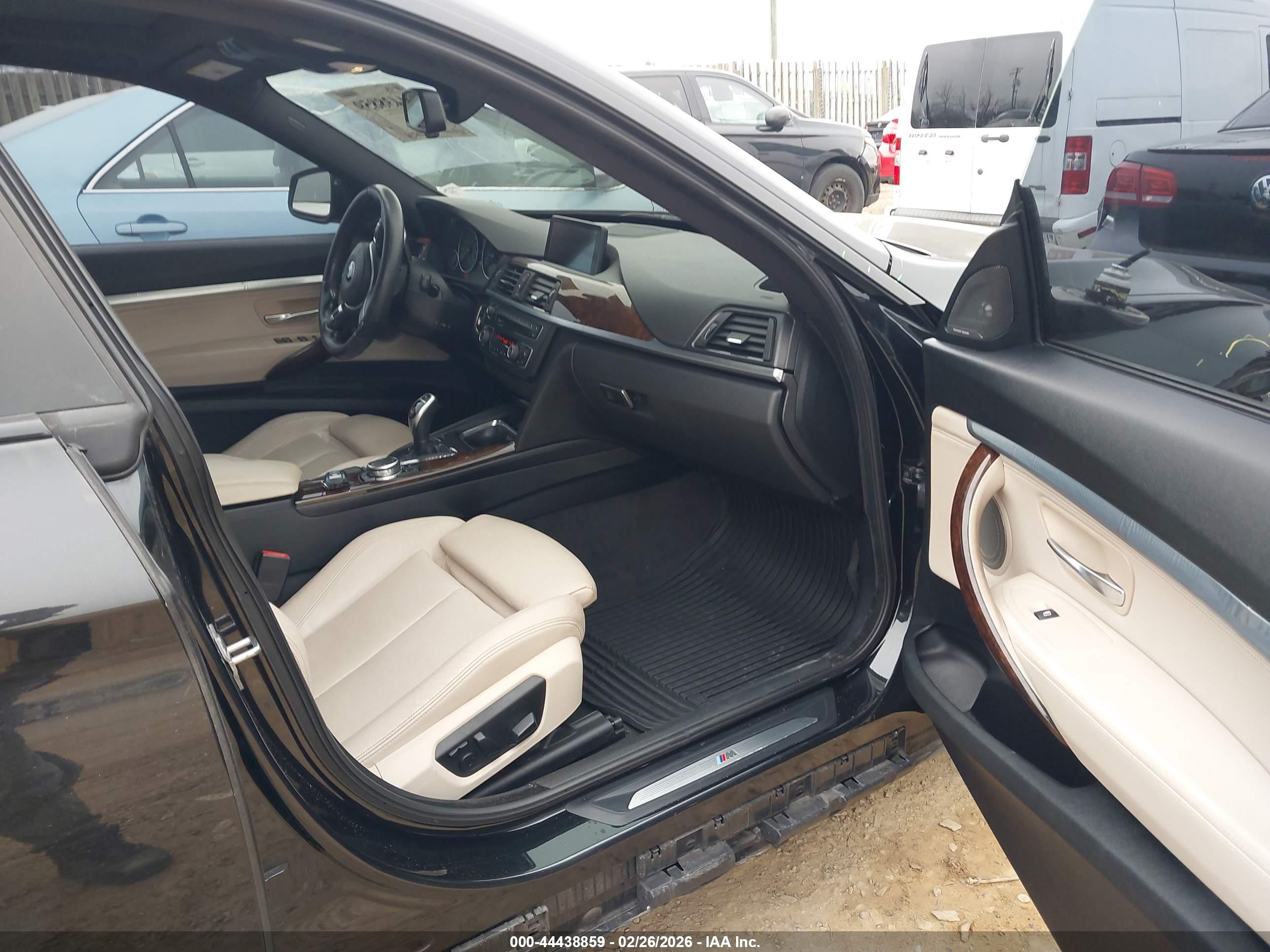 BMW 328I image 5