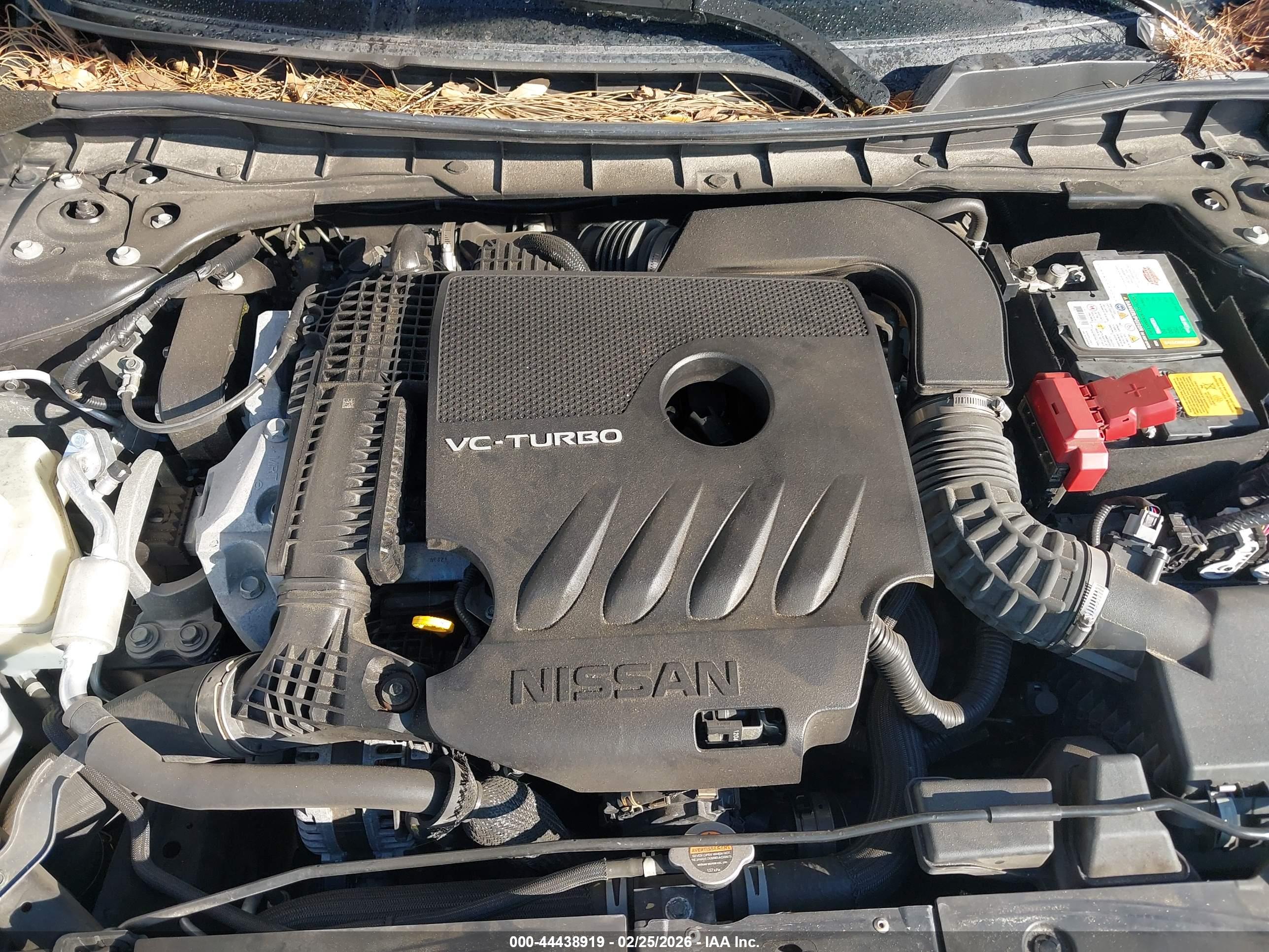 NISSAN ALTIMA image 10