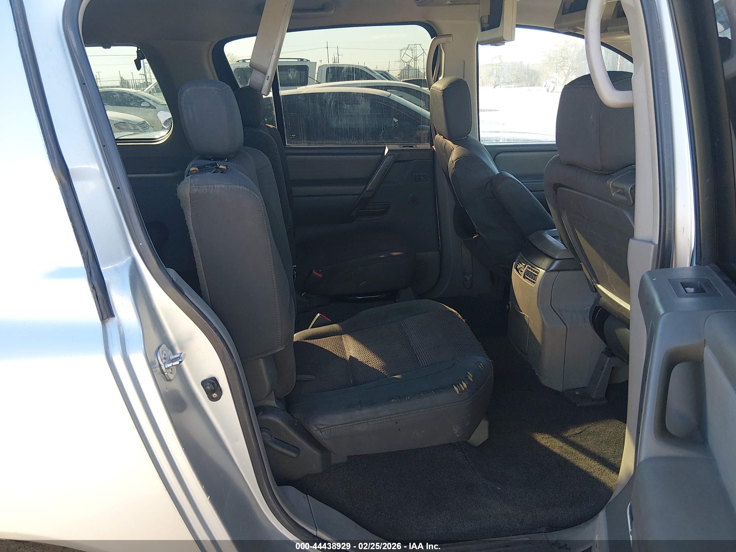 NISSAN PATHFINDER image 8