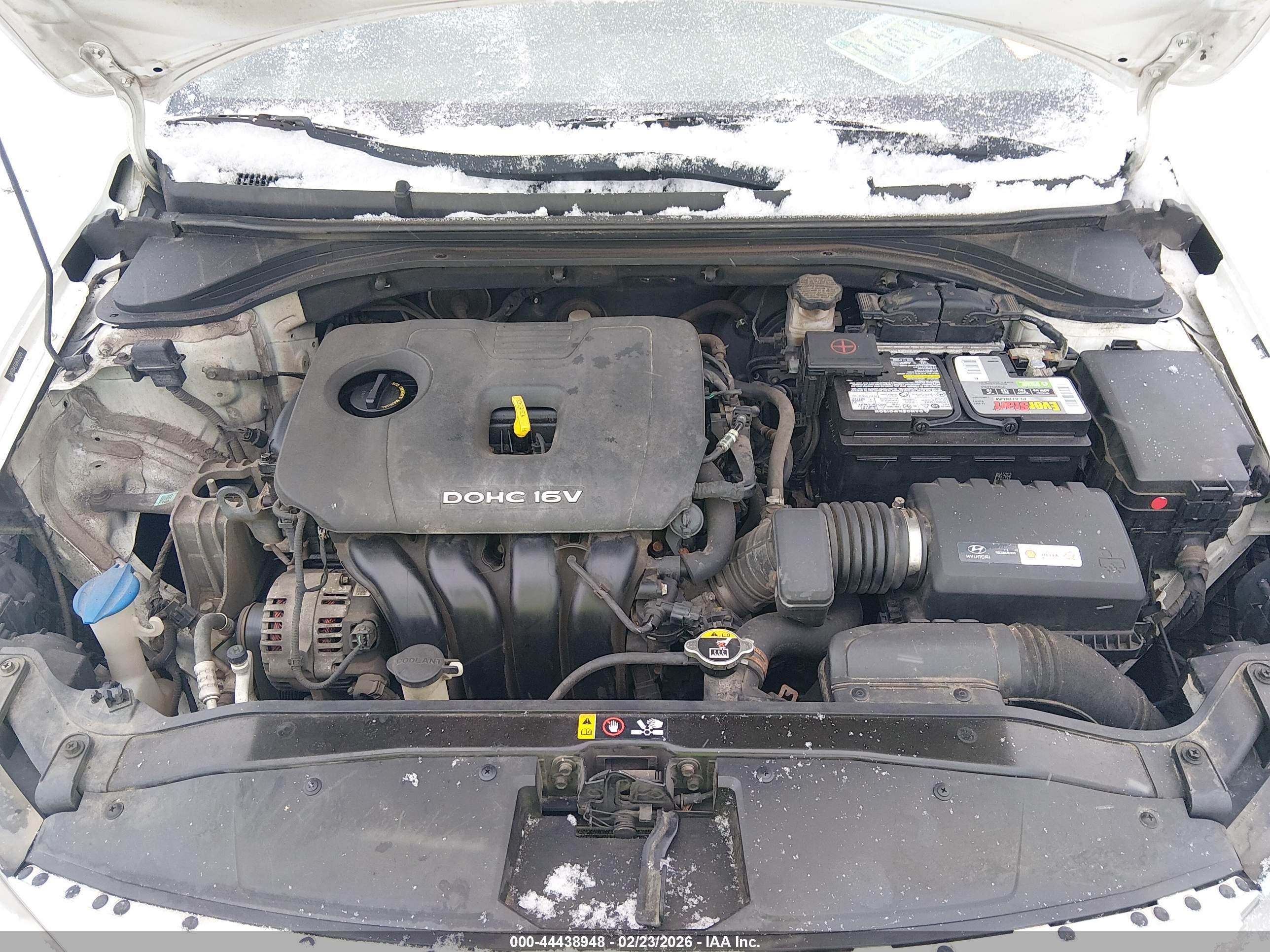 HYUNDAI ELANTRA image 10