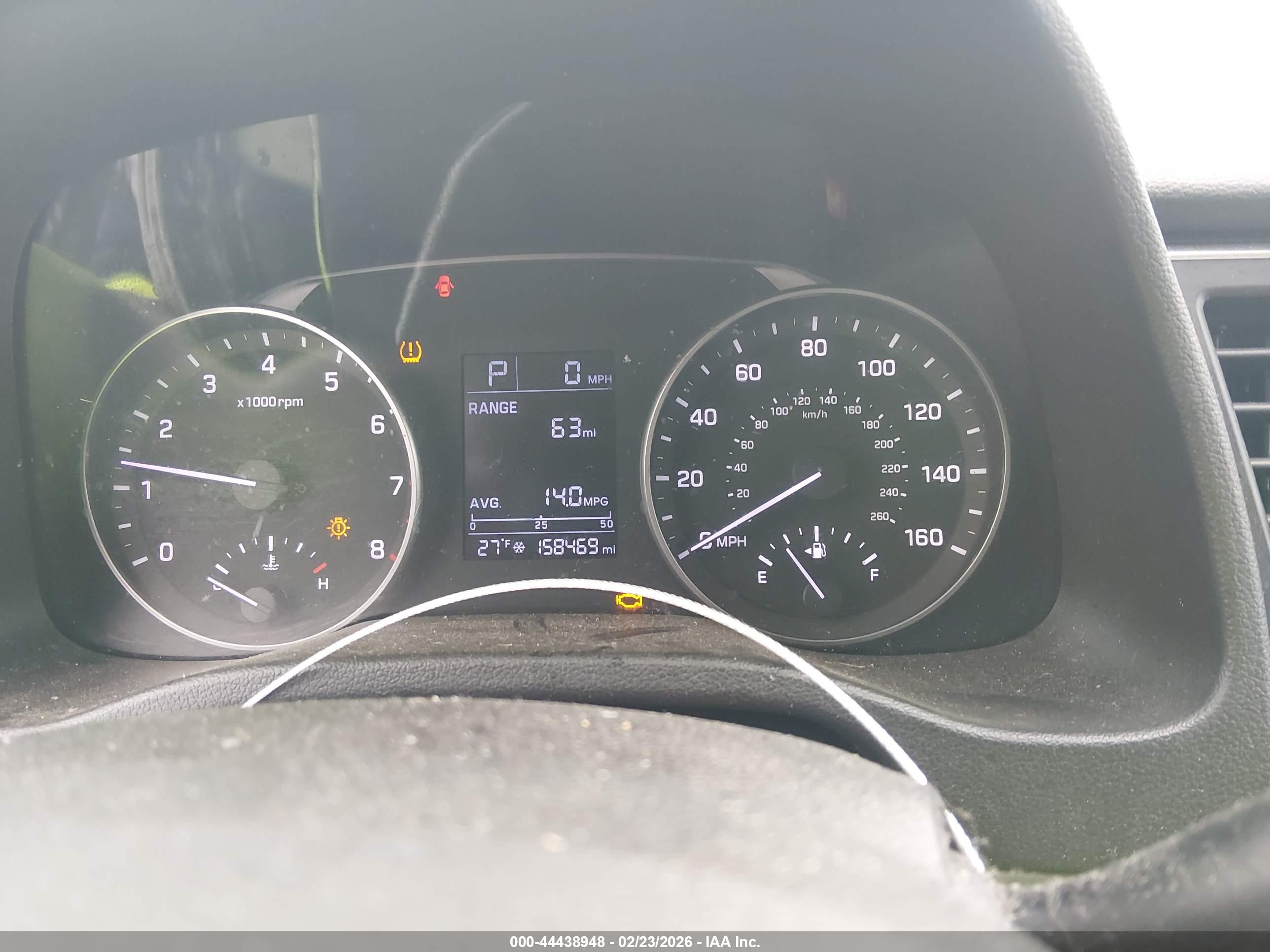 HYUNDAI ELANTRA image 7