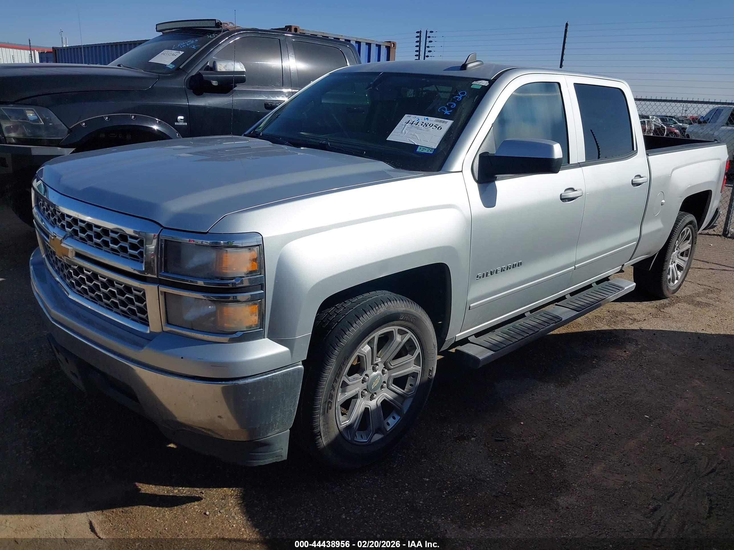 CHEVROLET SILVERADO image 2