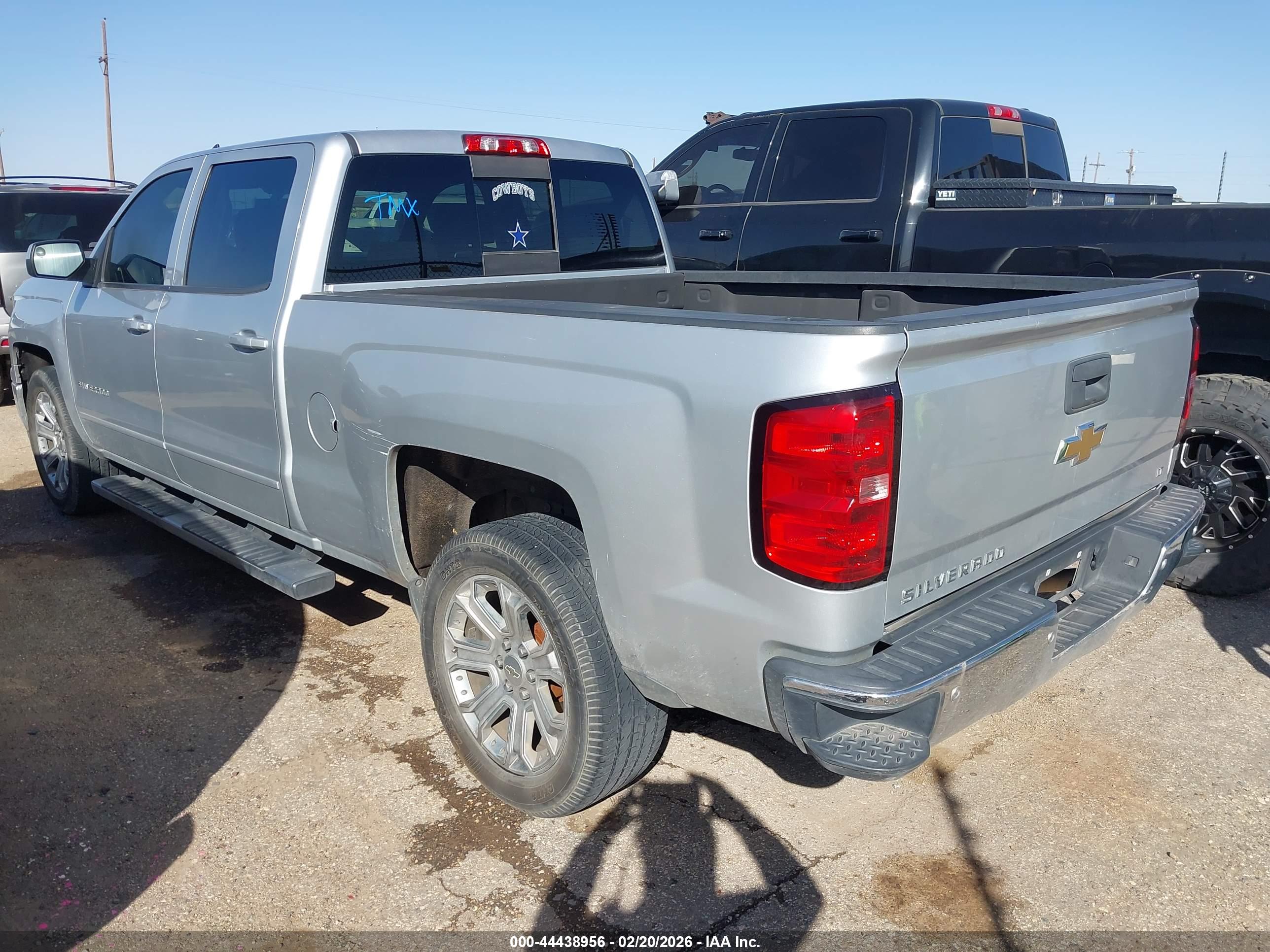 CHEVROLET SILVERADO image 3