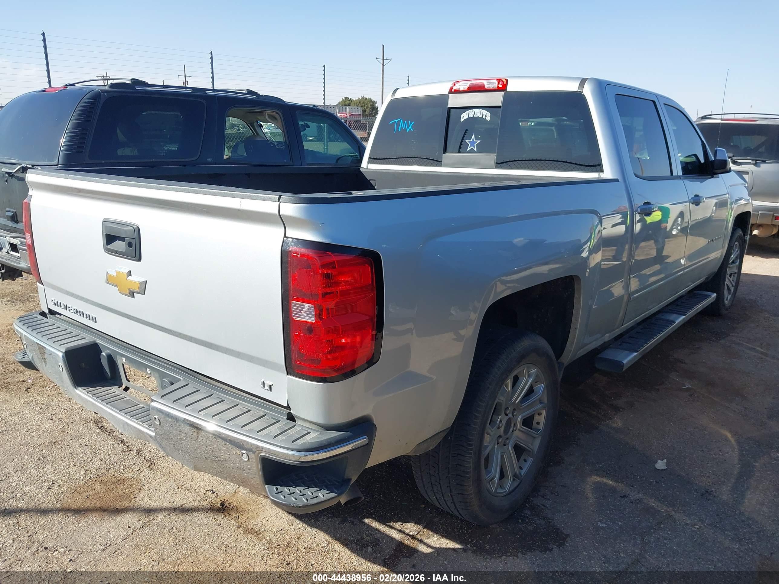 CHEVROLET SILVERADO image 4