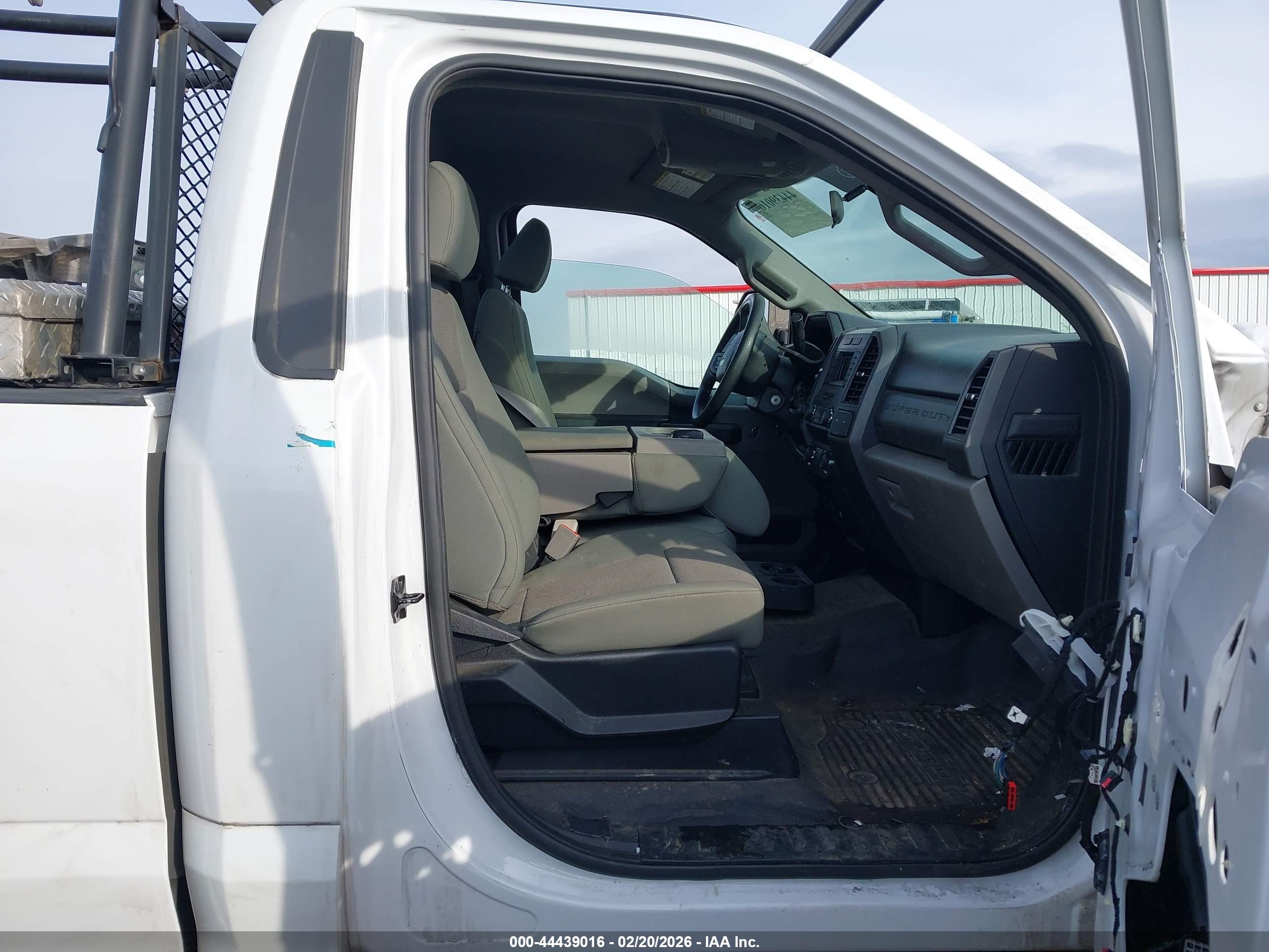 FORD F-350 image 5