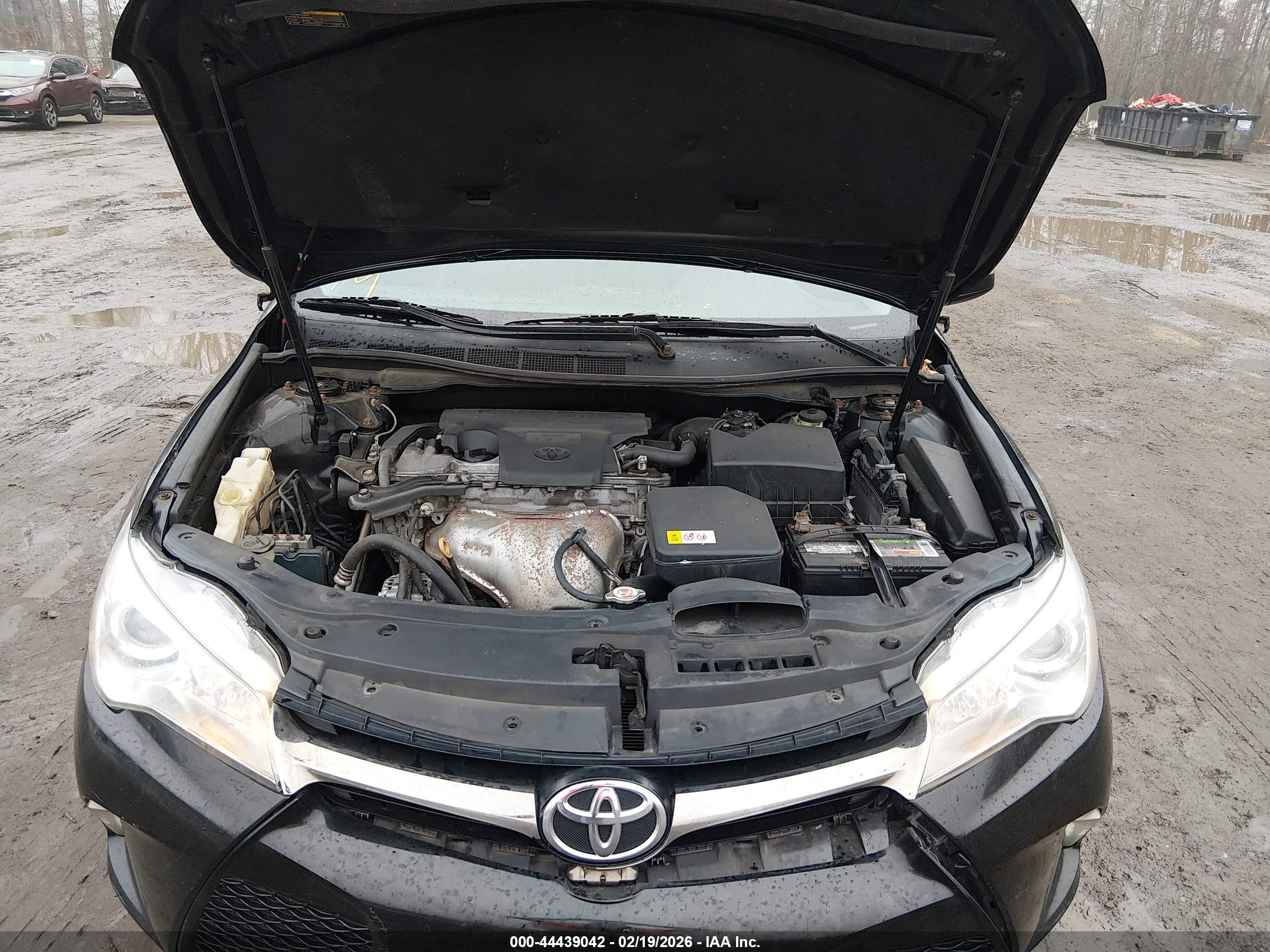 TOYOTA CAMRY image 10