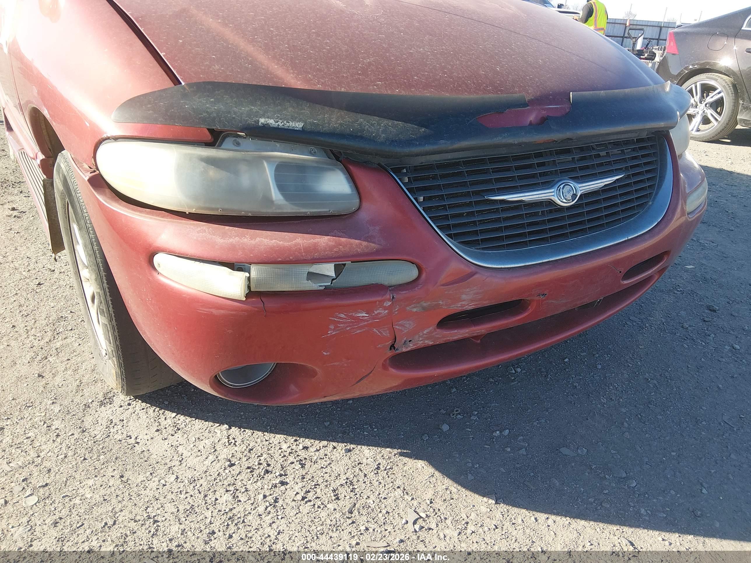 CHRYSLER TOWN image 6