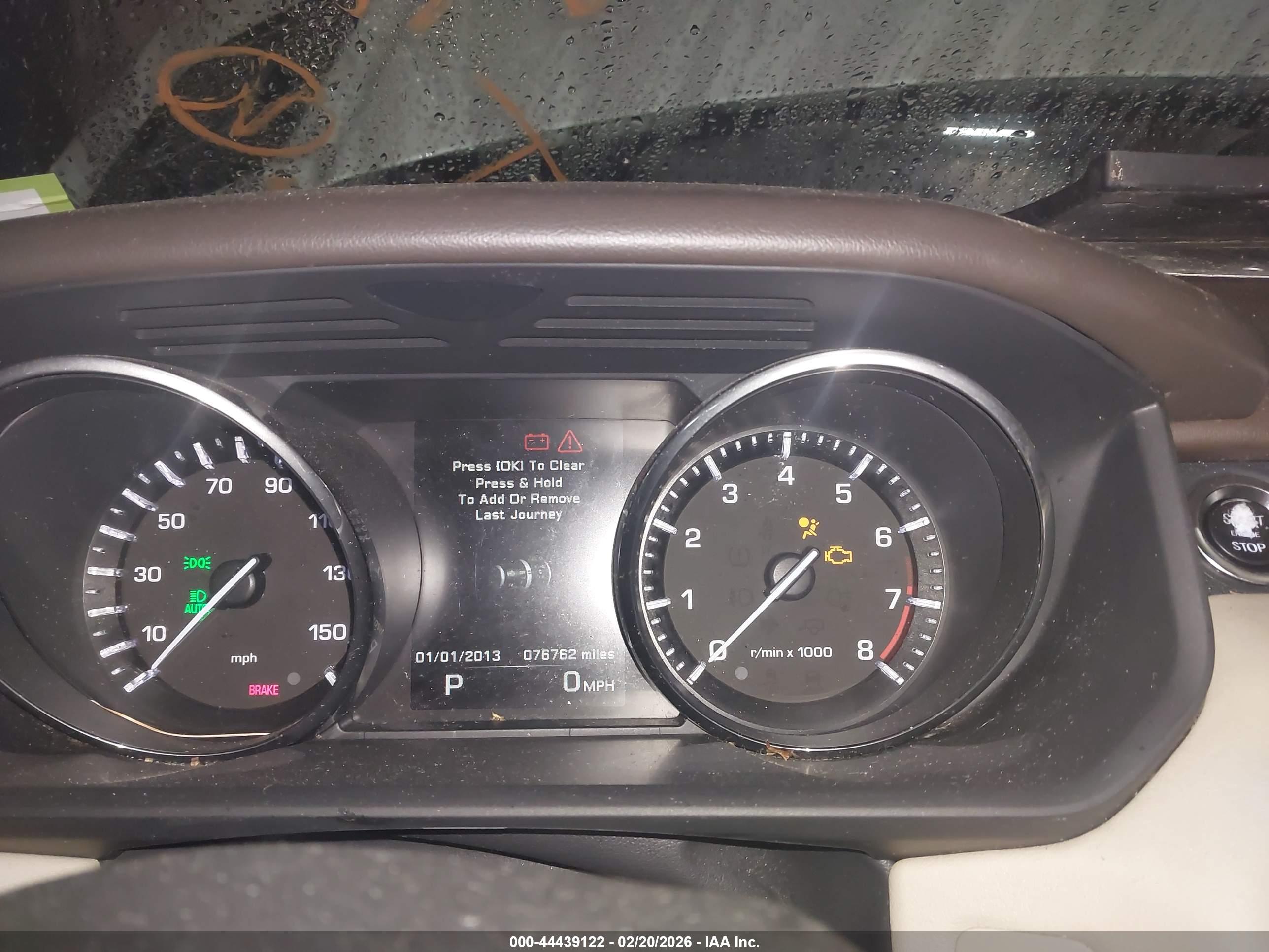 LAND ROVER image 7