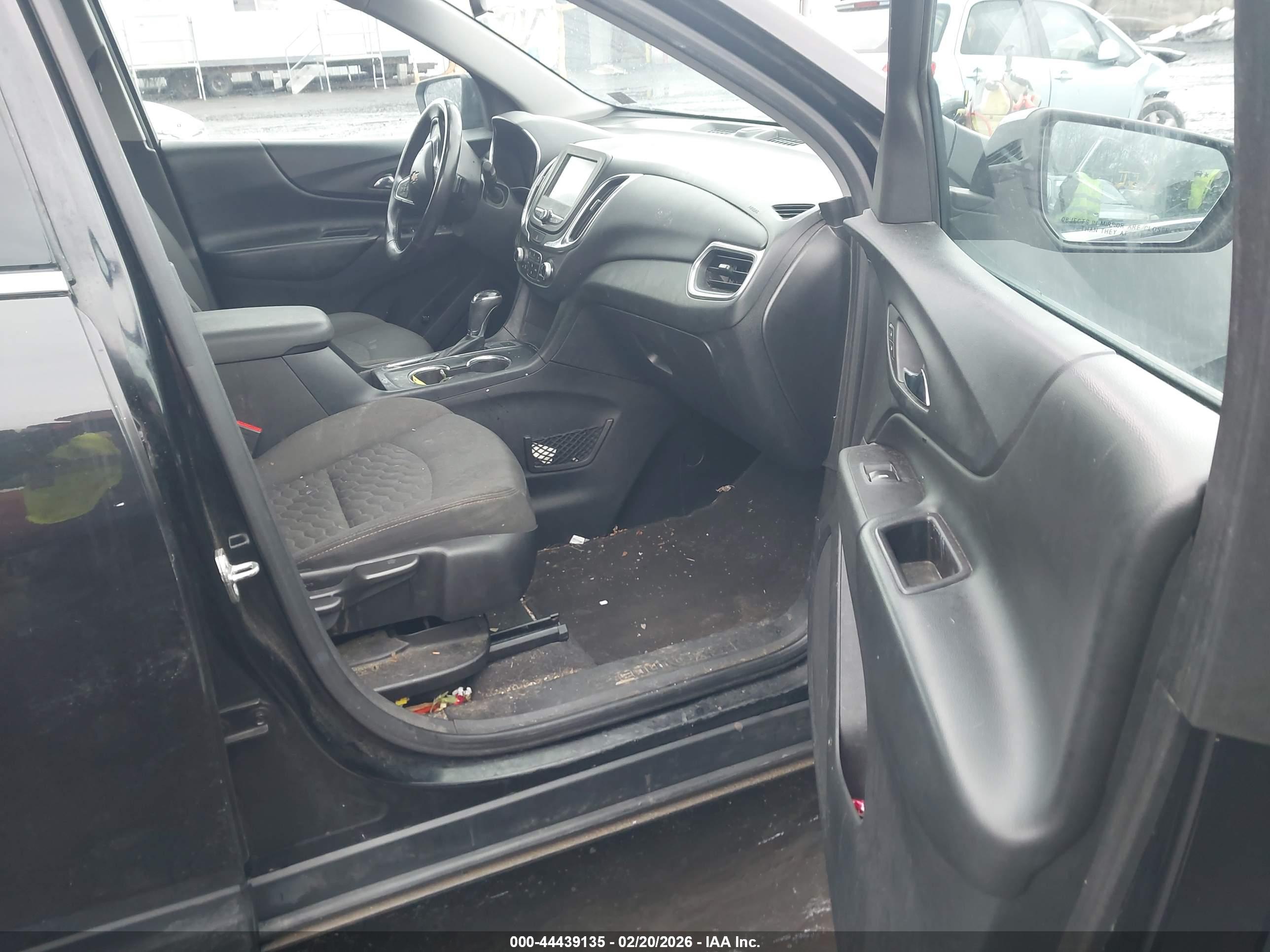 CHEVROLET EQUINOX image 5