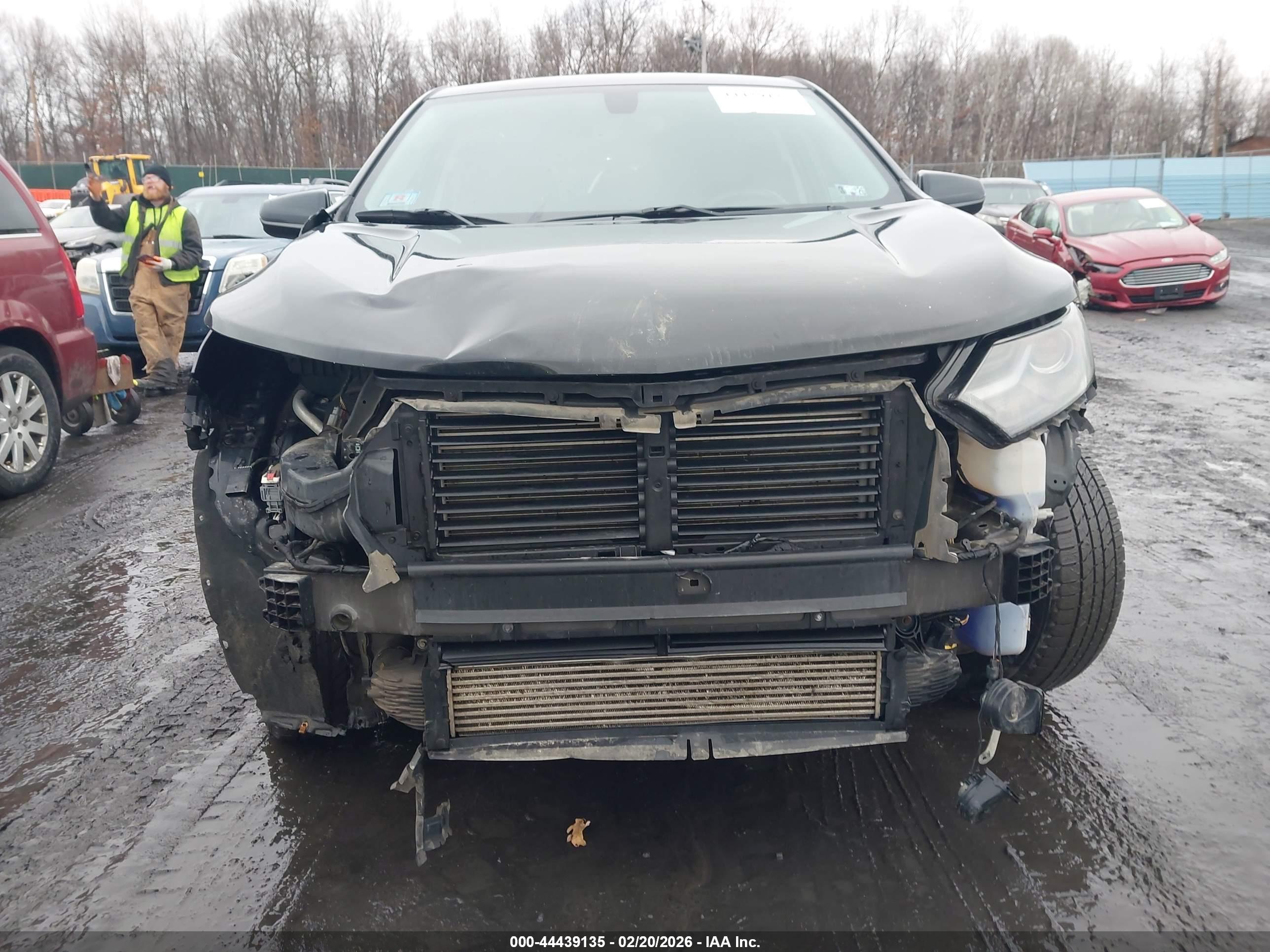 CHEVROLET EQUINOX image 6