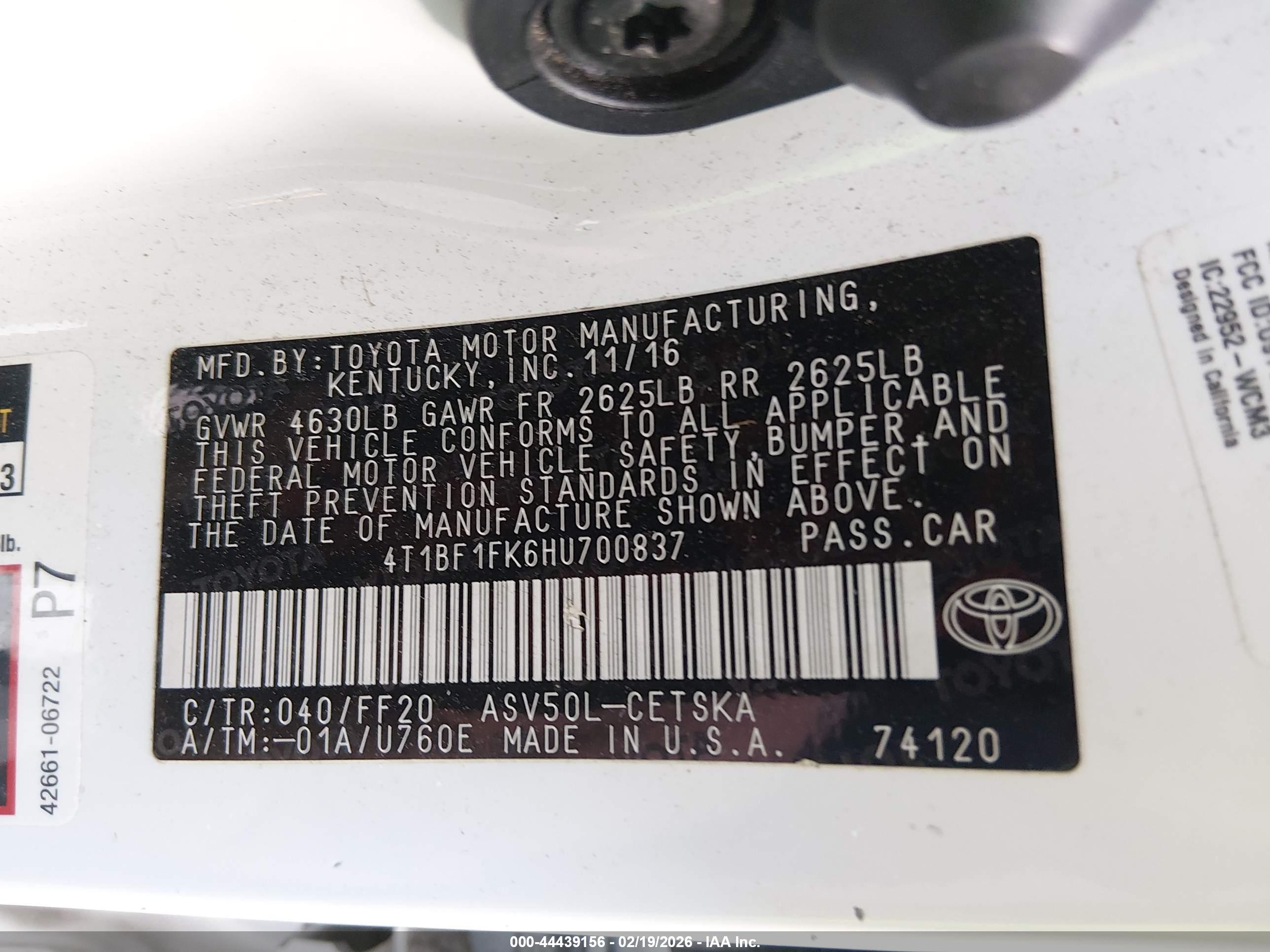 TOYOTA CAMRY image 9