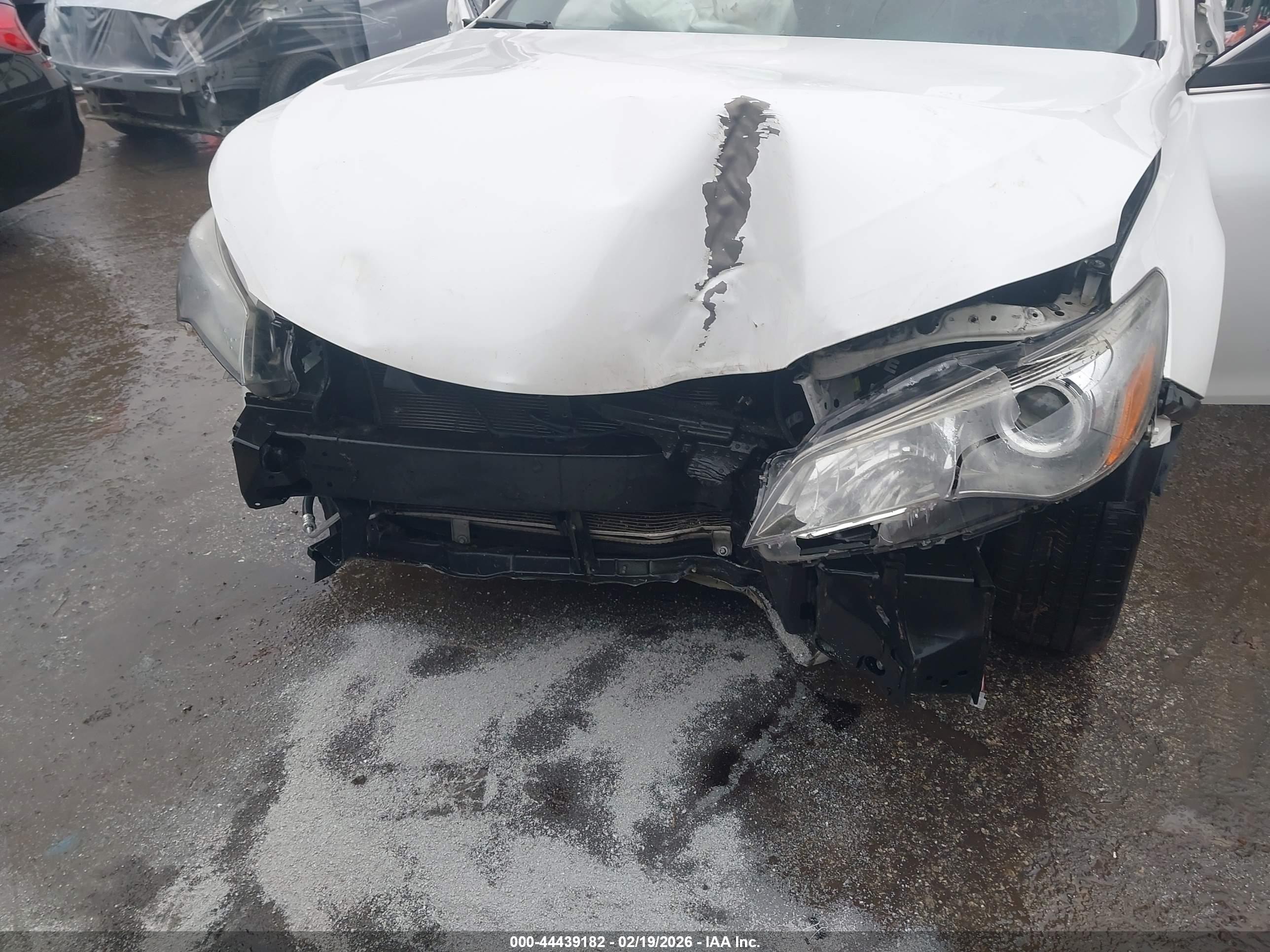 TOYOTA CAMRY image 6