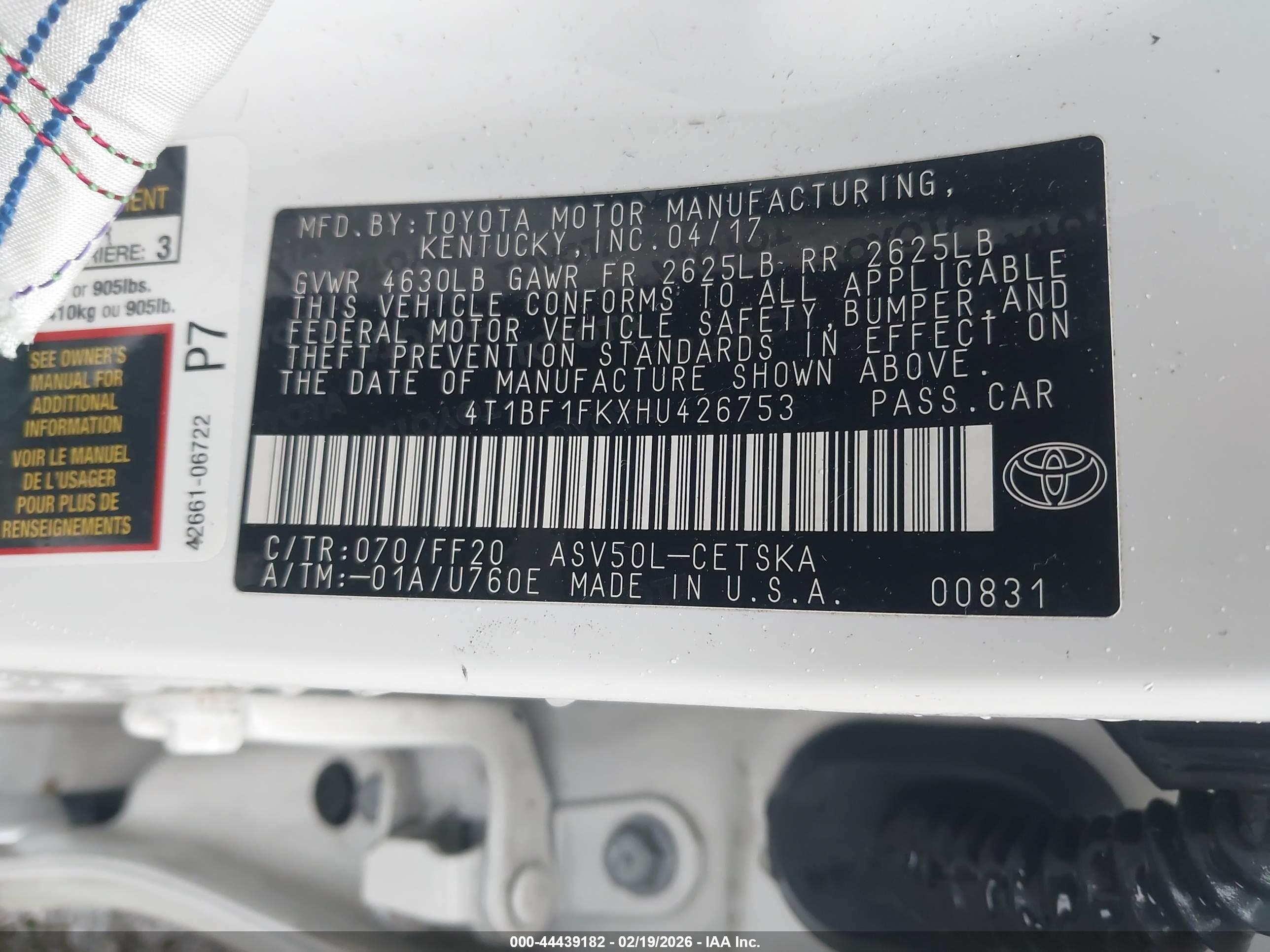 TOYOTA CAMRY image 9