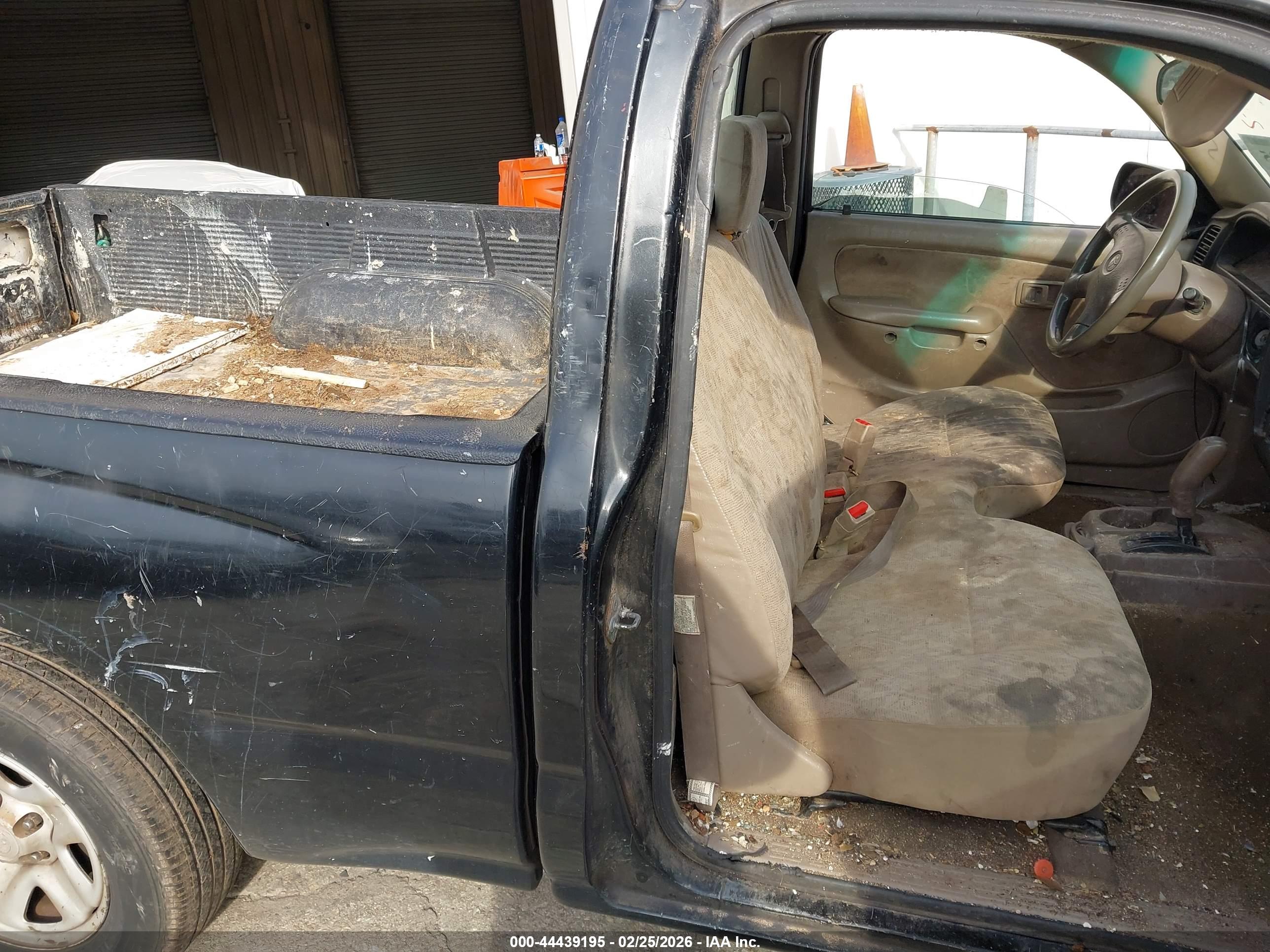 TOYOTA TACOMA image 8