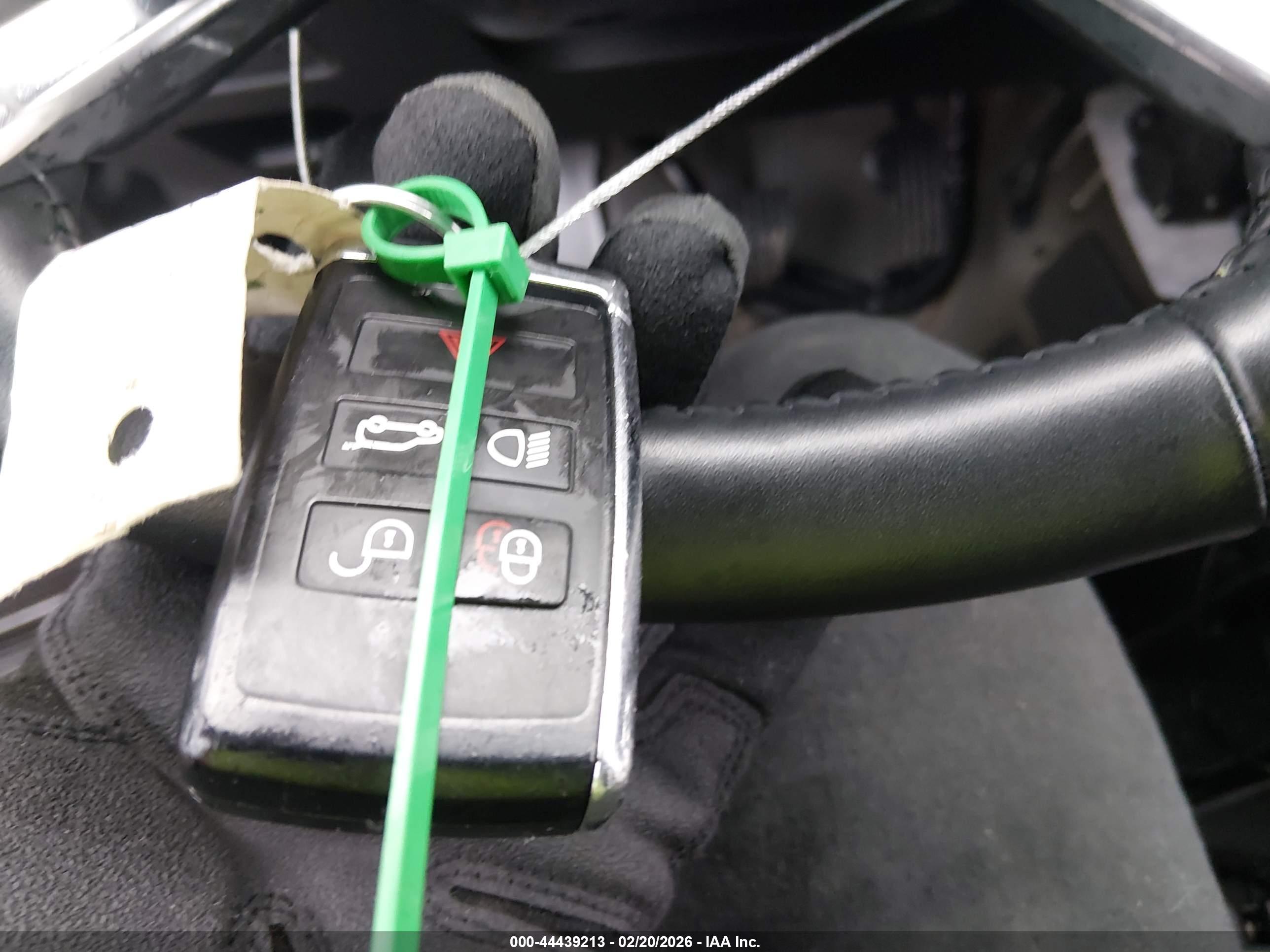 LAND ROVER image 11