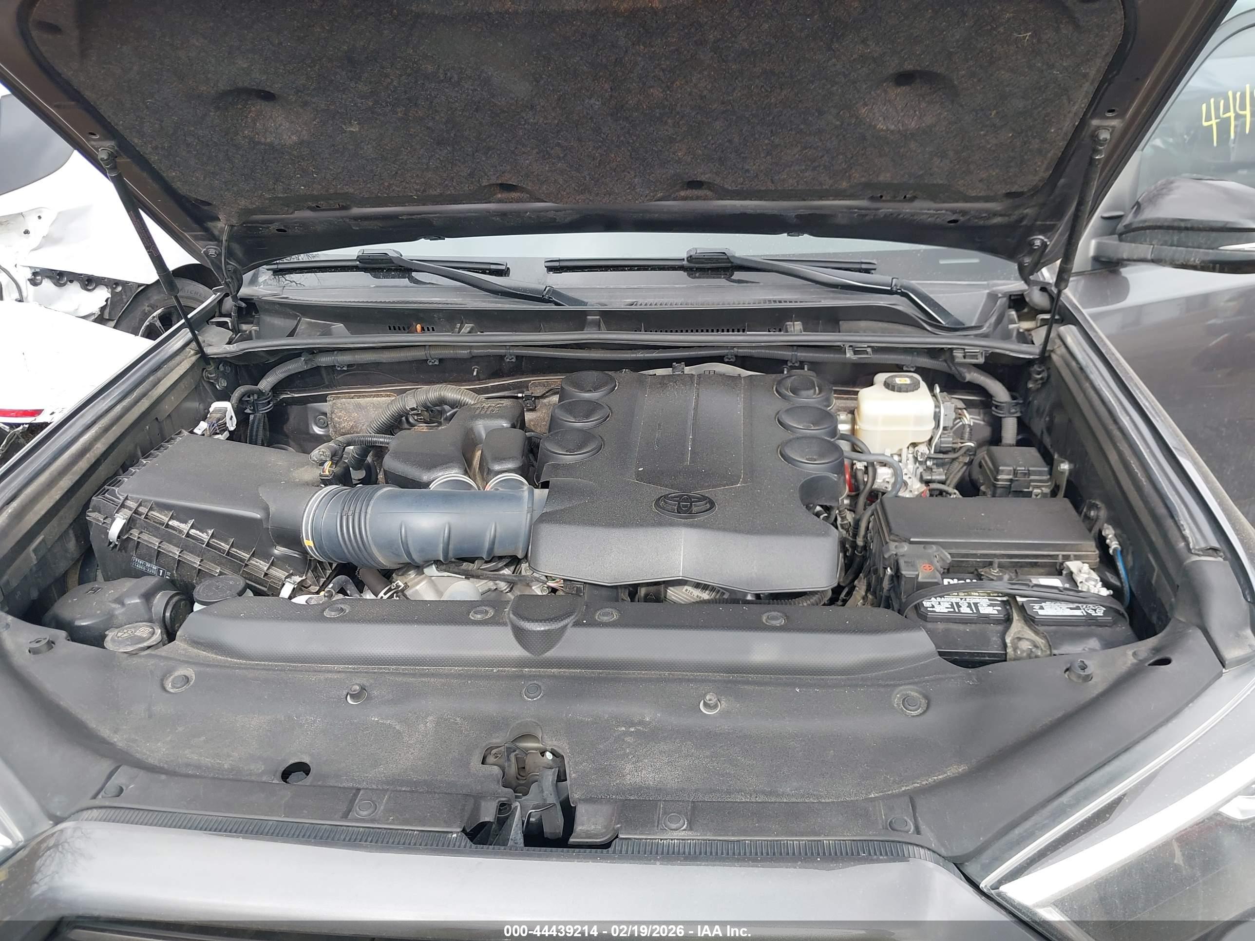 TOYOTA 4RUNNER image 10