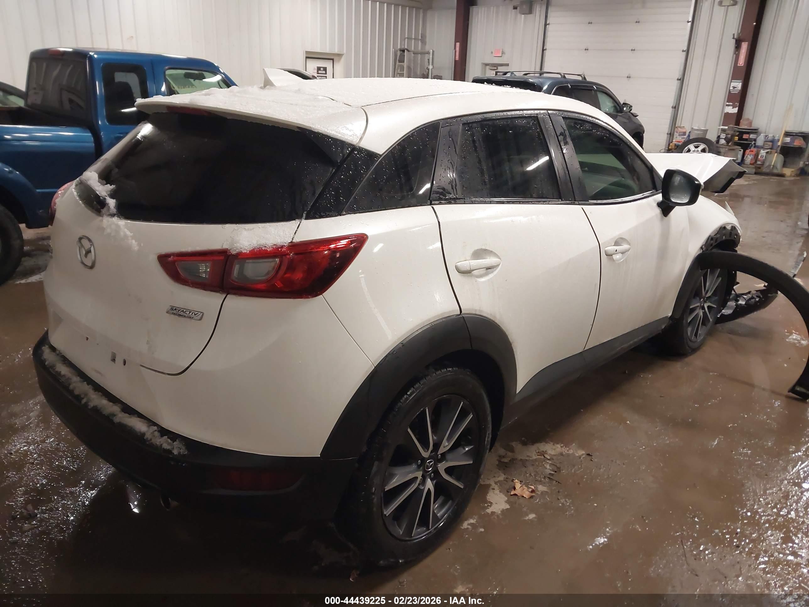 MAZDA CX-3 image 4