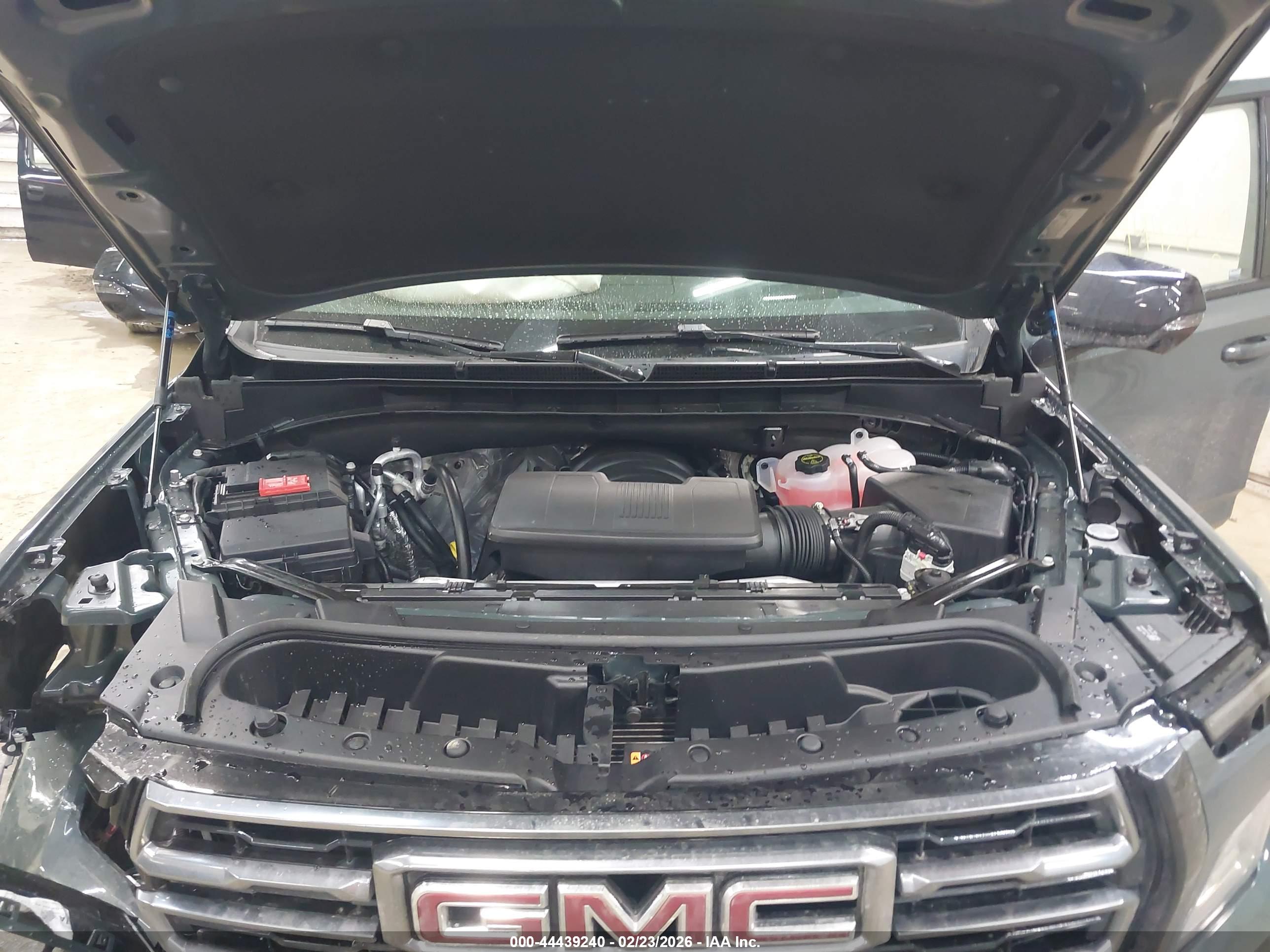 GMC YUKON image 10