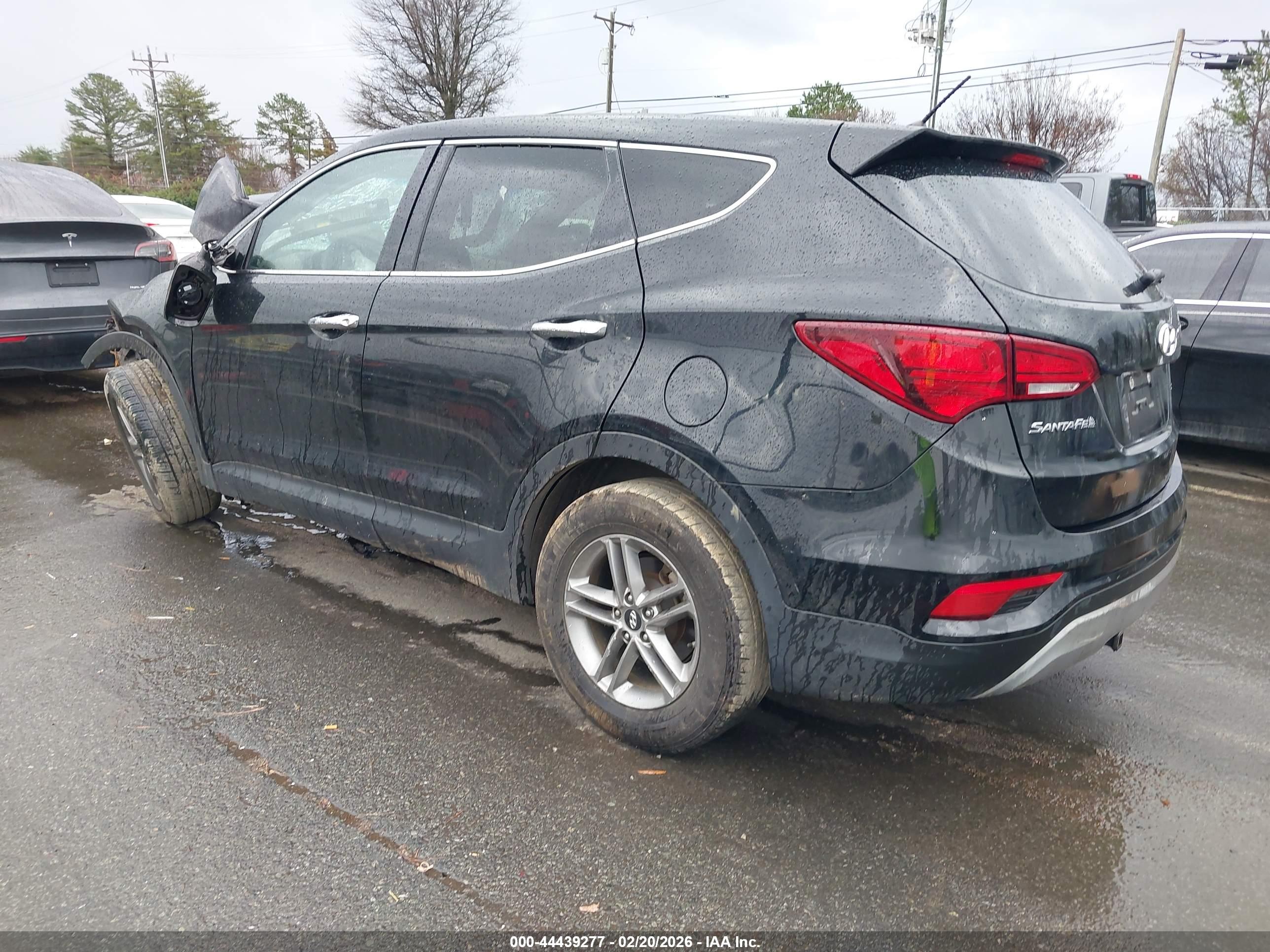 HYUNDAI SANTA image 3