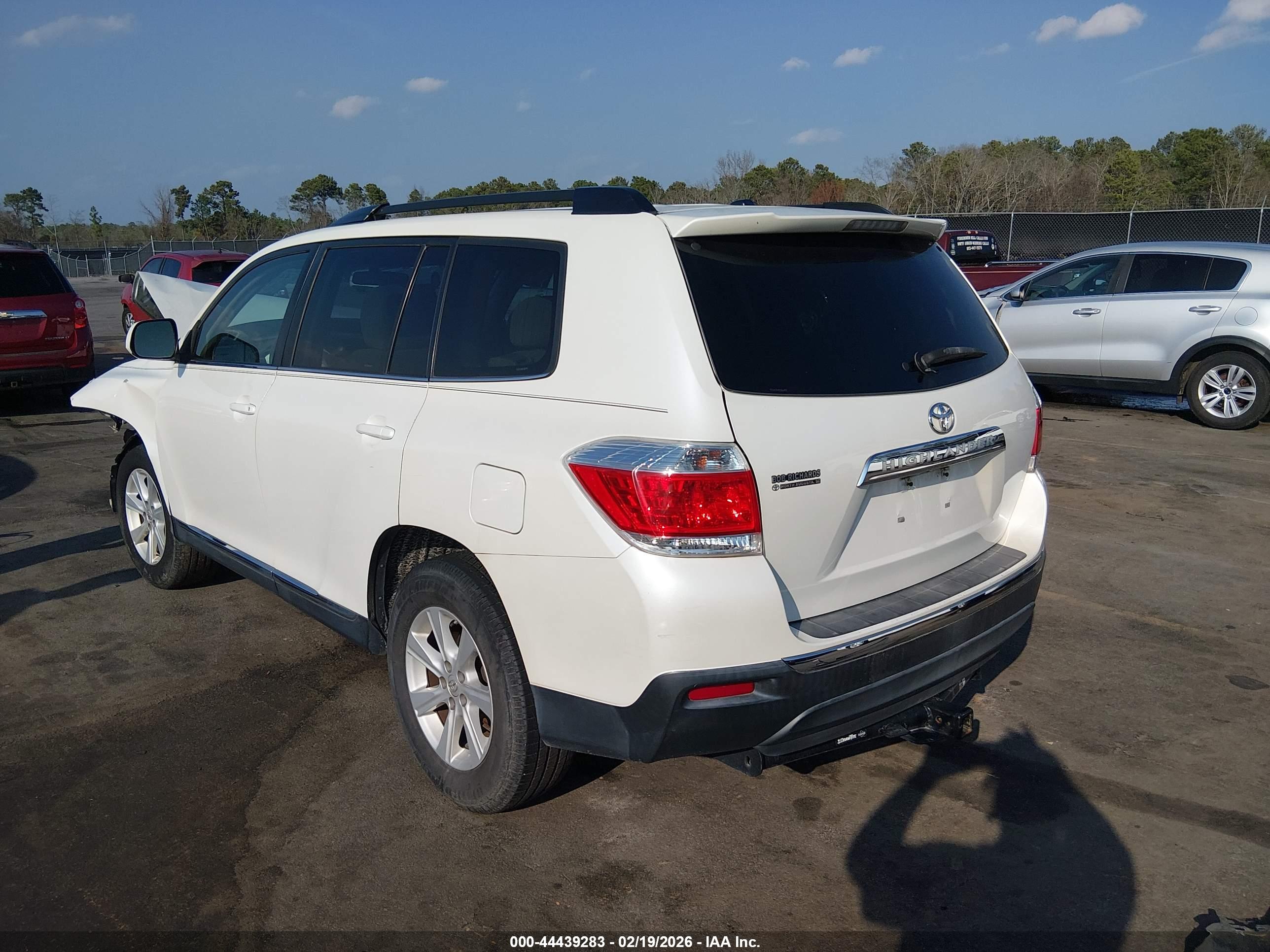 TOYOTA HIGHLANDER image 3