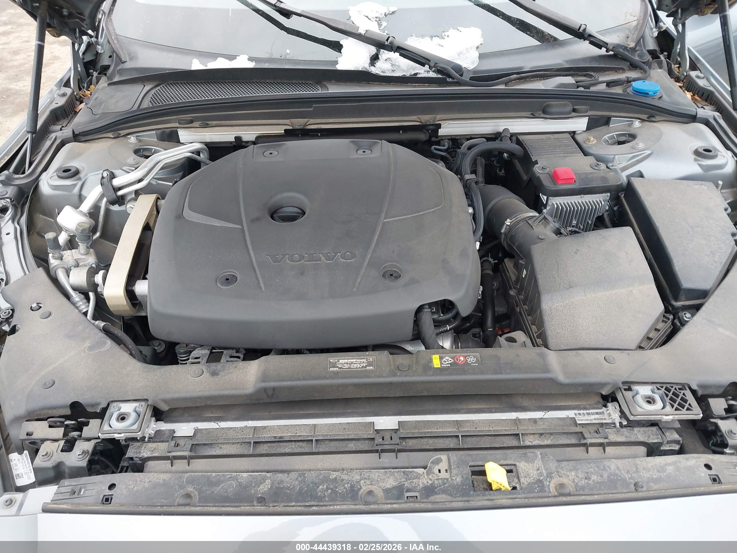 VOLVO S60 image 10
