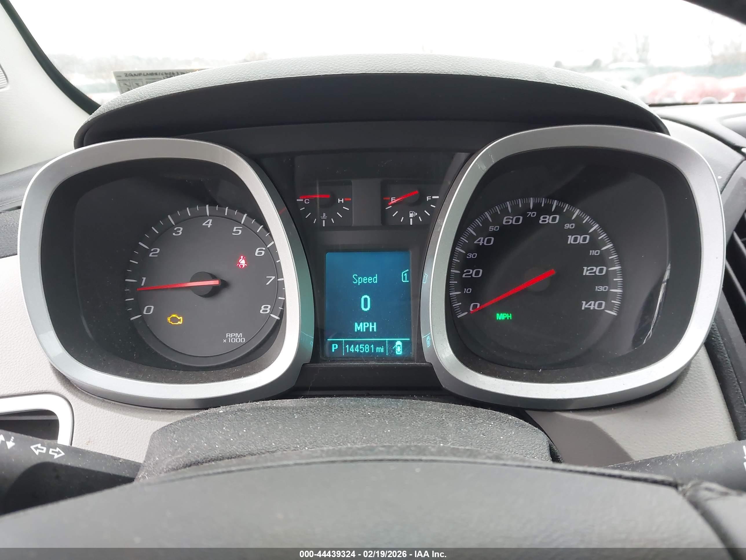 CHEVROLET EQUINOX image 7
