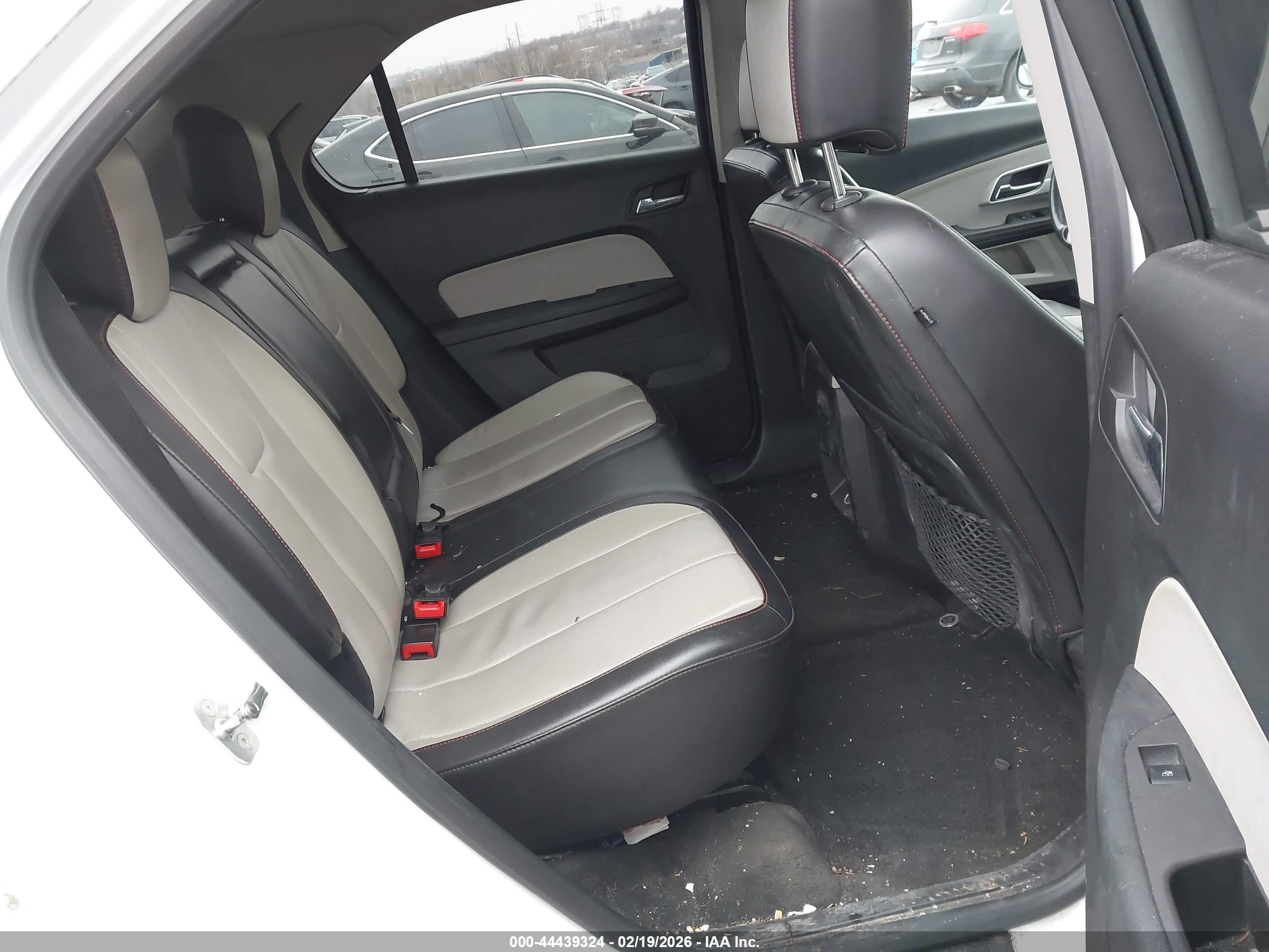 CHEVROLET EQUINOX image 8