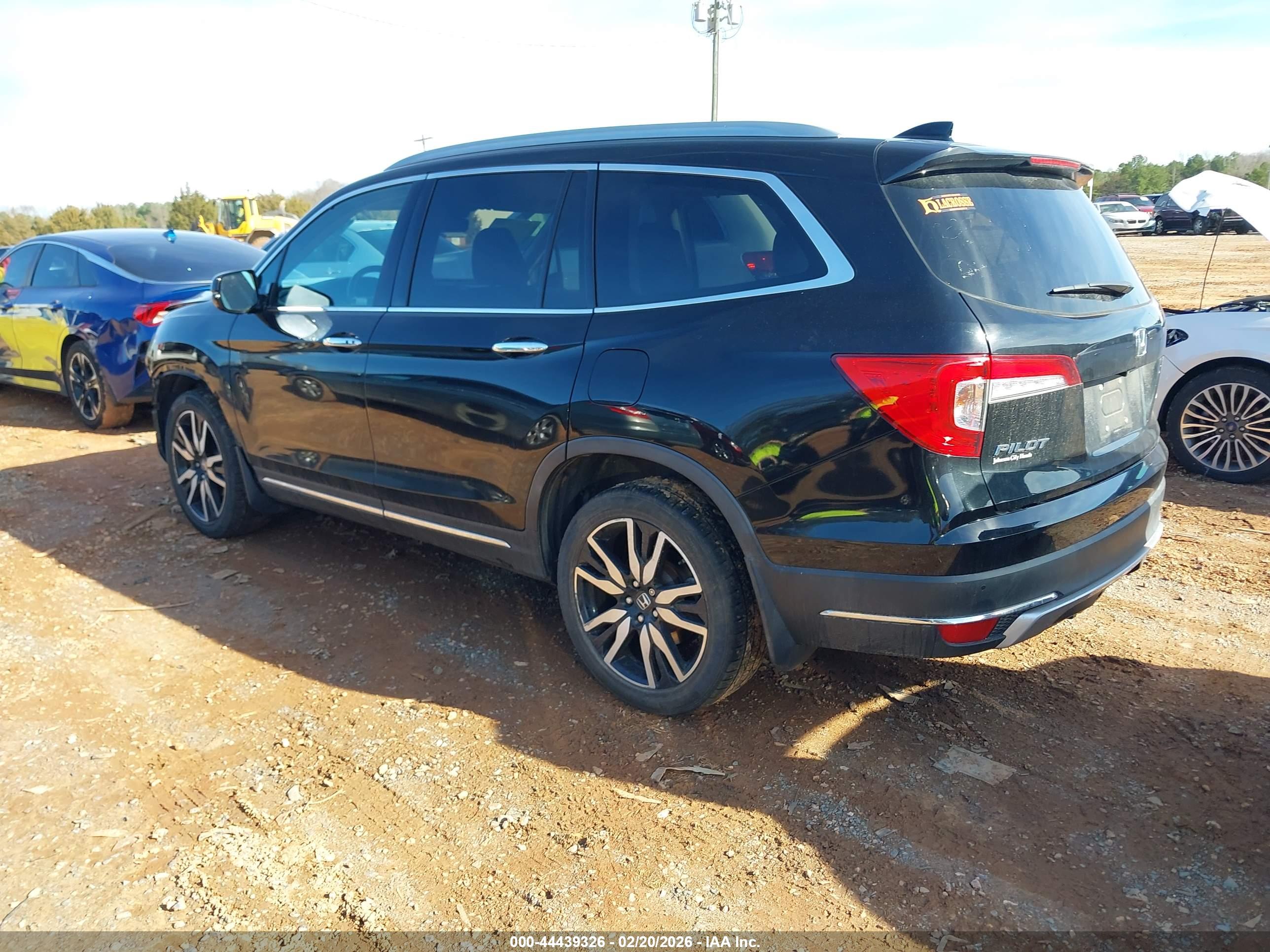 HONDA PILOT image 3