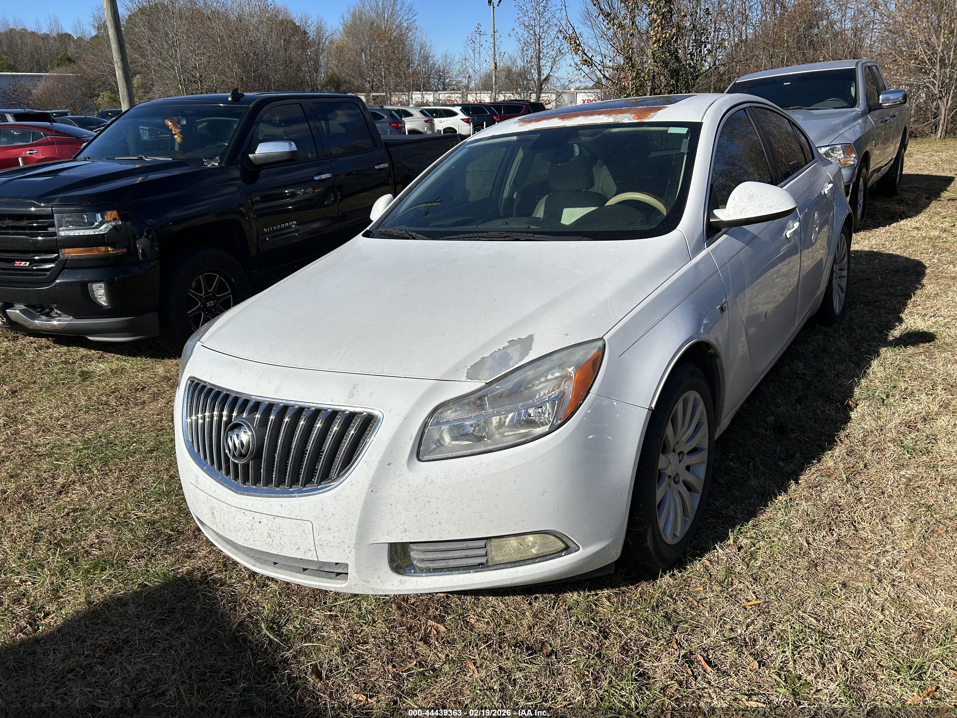 BUICK REGAL image 2