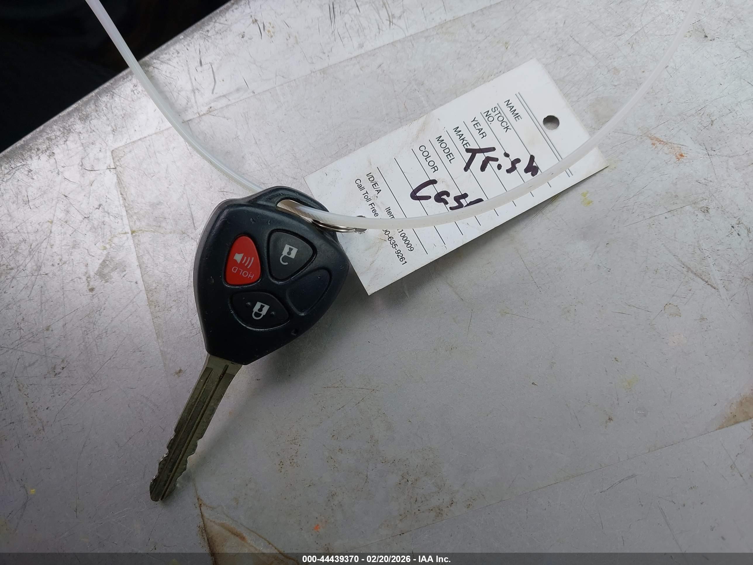 TOYOTA RAV4 image 11