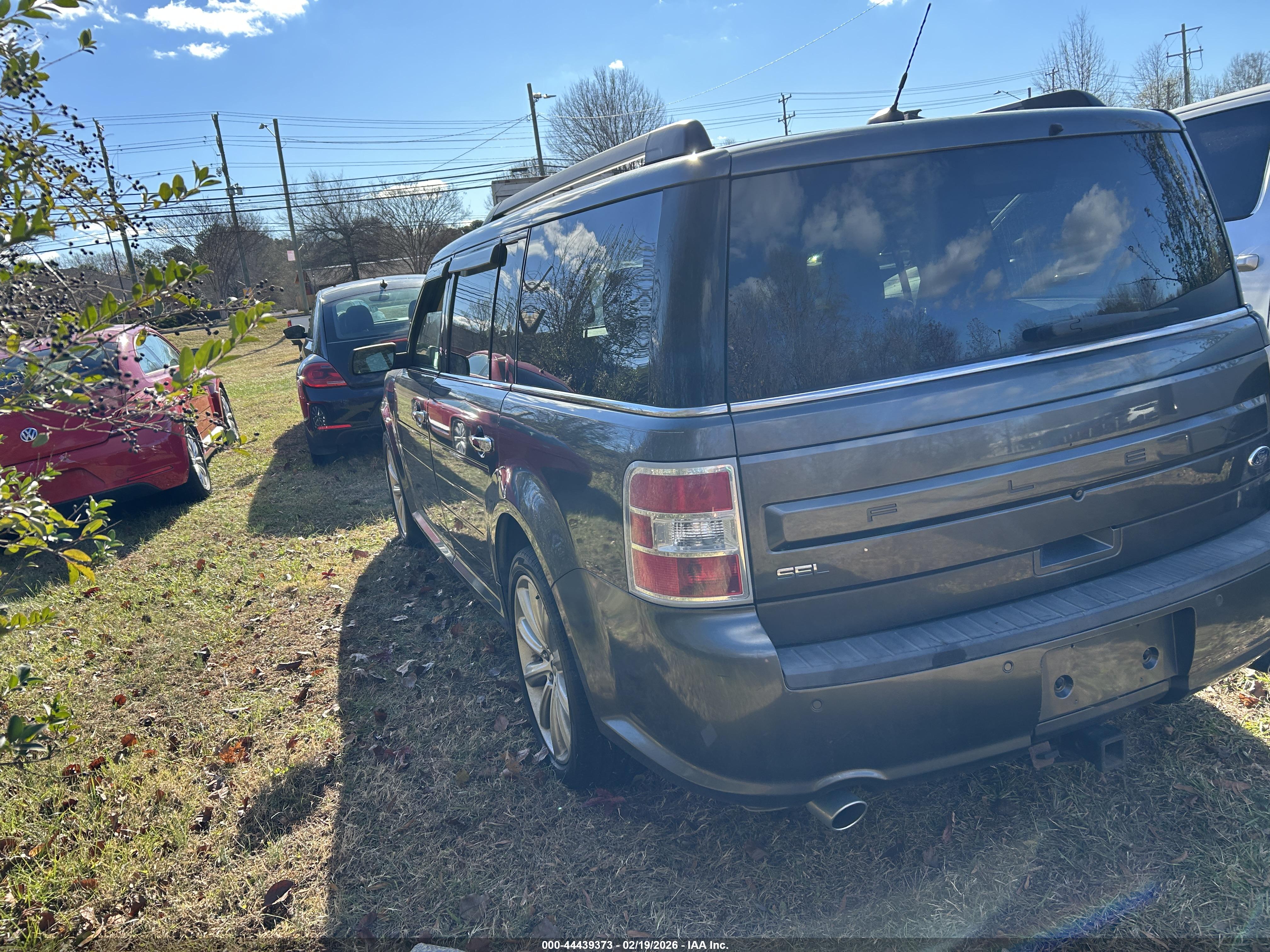 FORD FLEX image 3