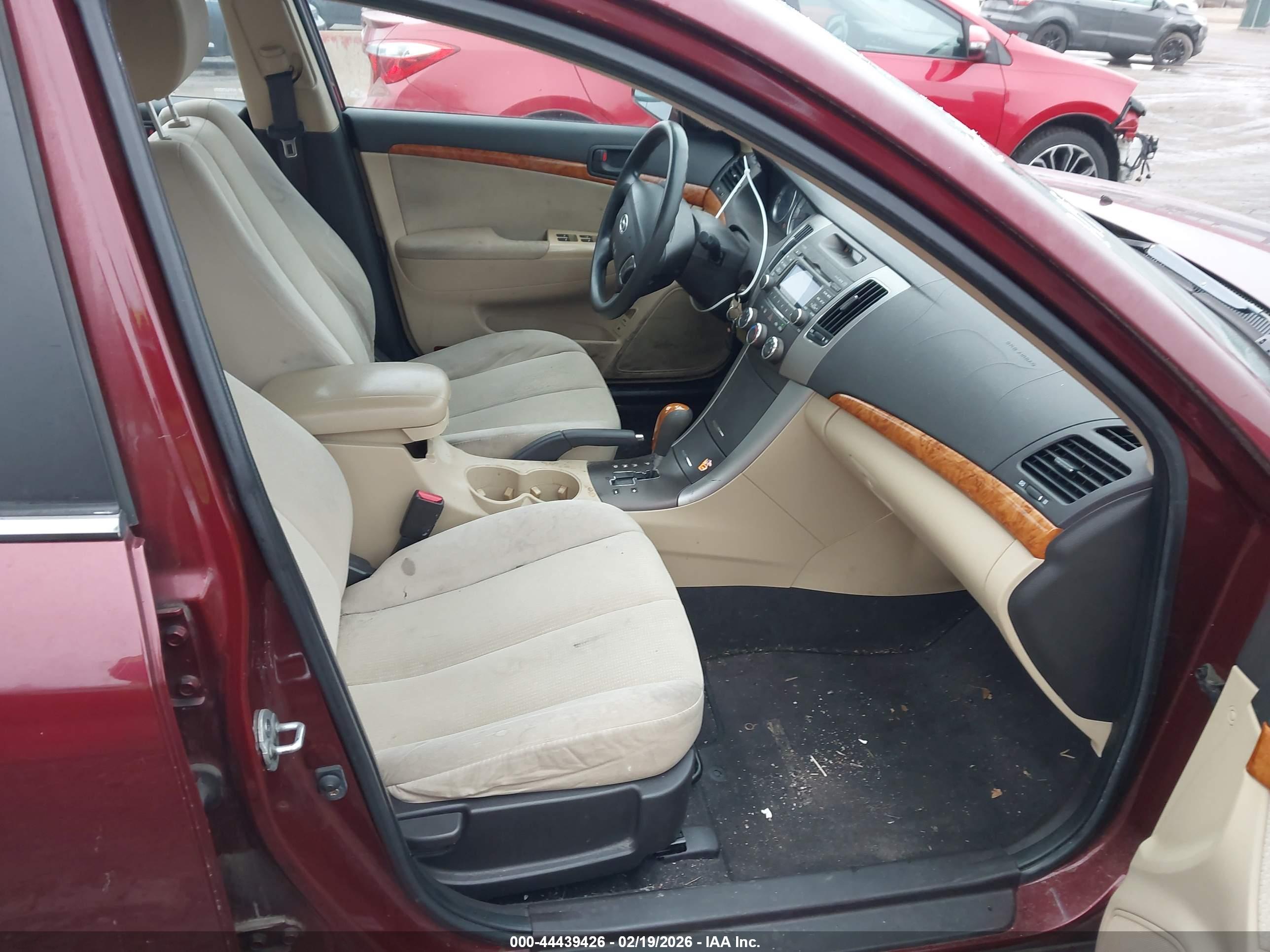 HYUNDAI SONATA image 5