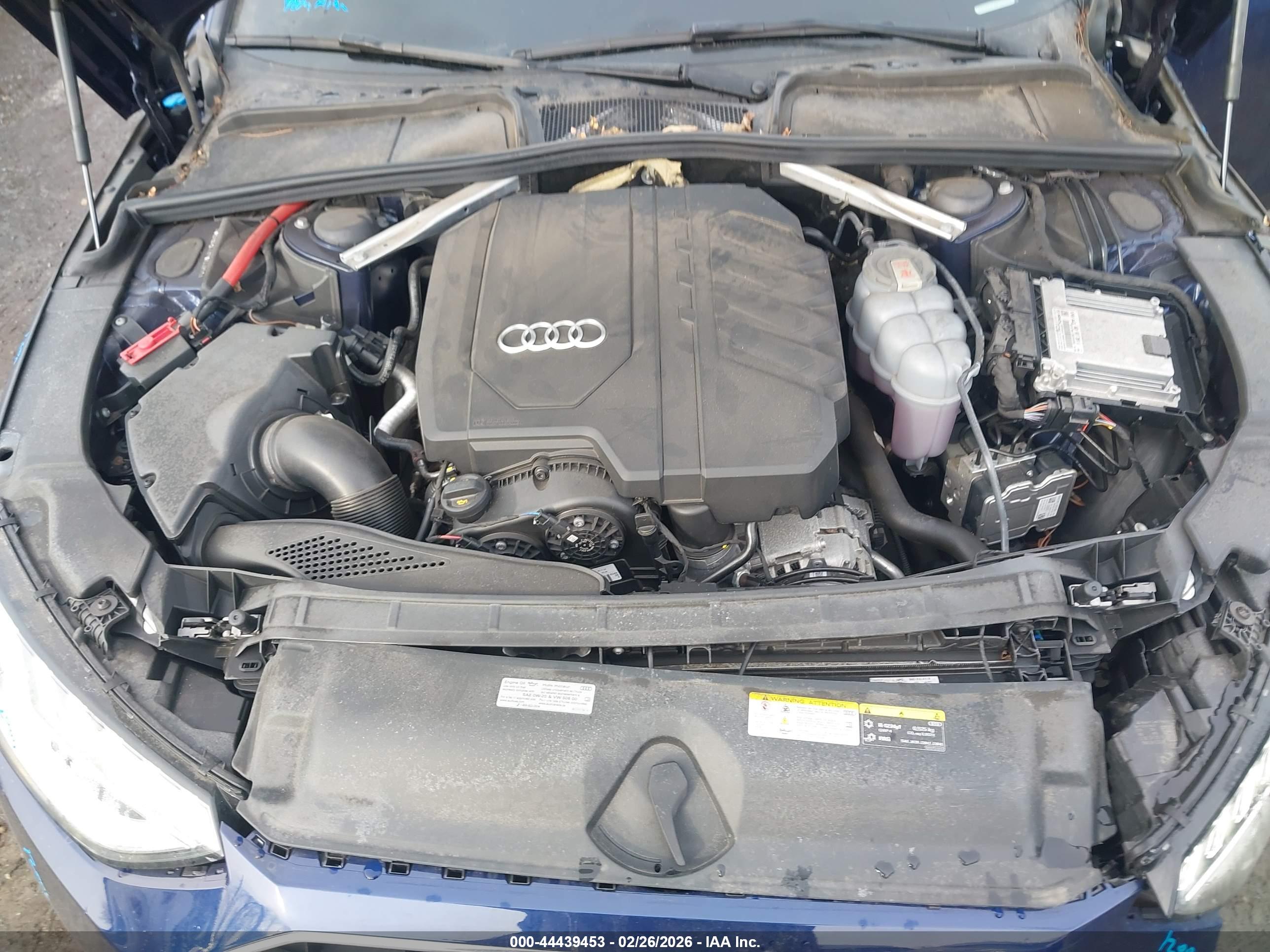 AUDI A4 image 10