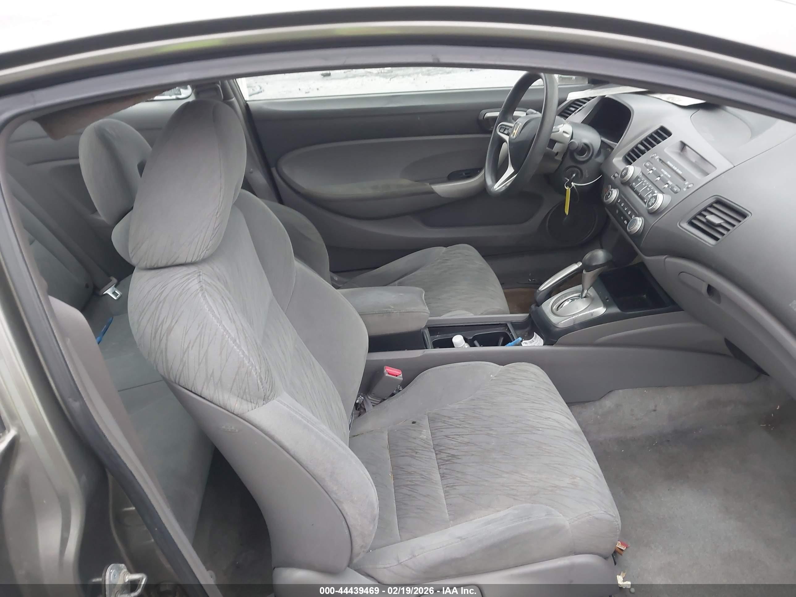 HONDA CIVIC image 5