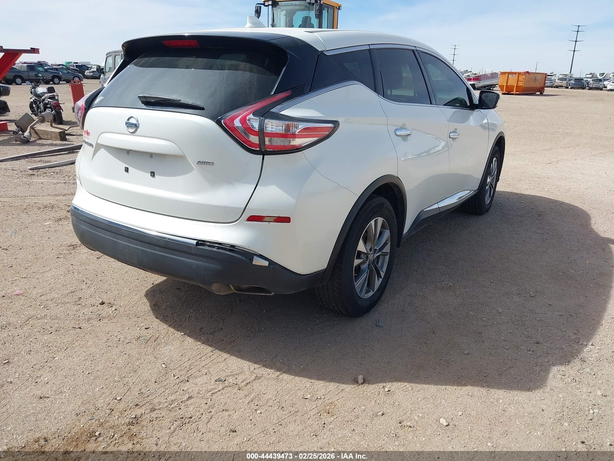 NISSAN MURANO image 4