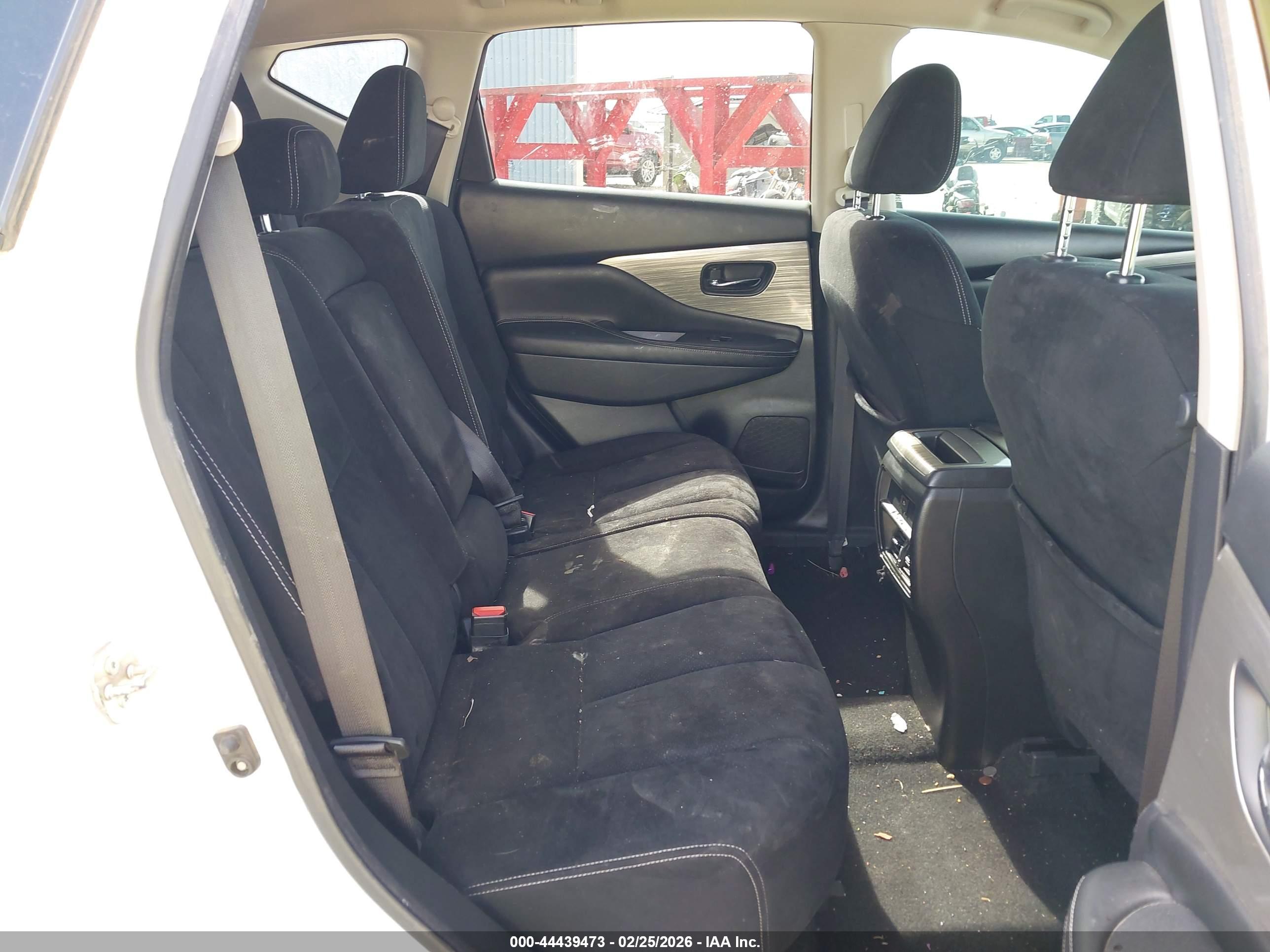 NISSAN MURANO image 8