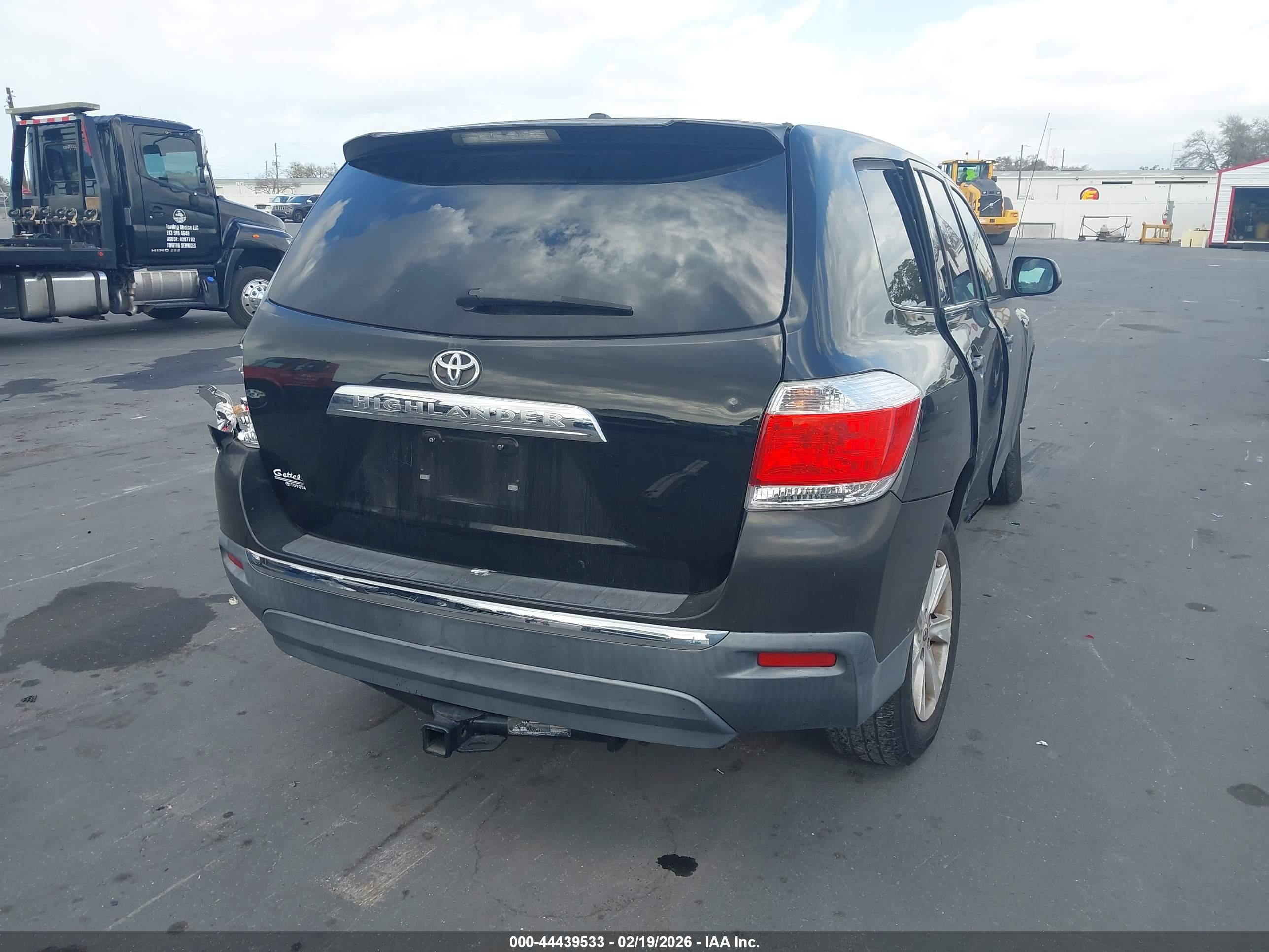 TOYOTA HIGHLANDER image 4