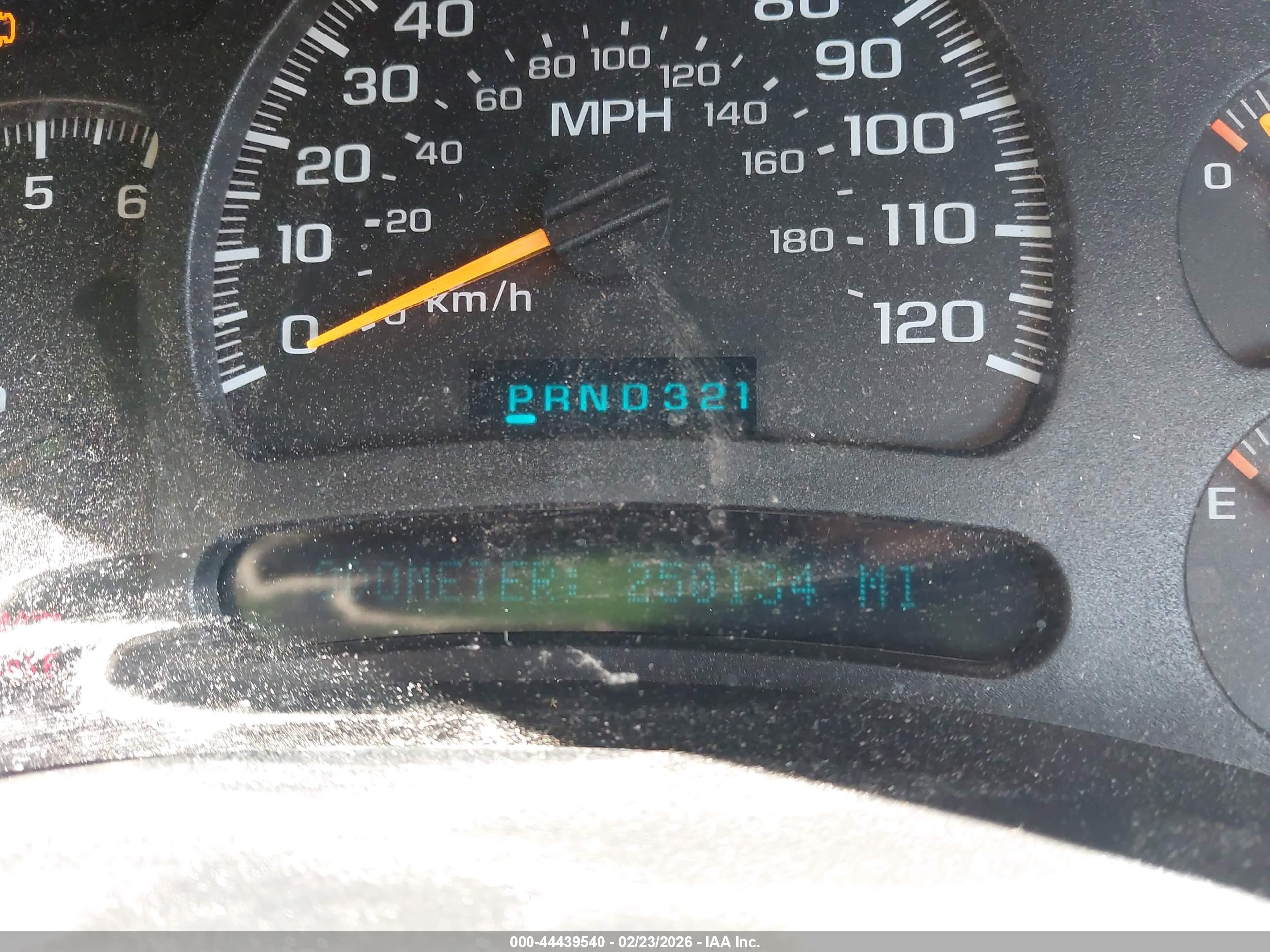 GMC SIERRA image 7