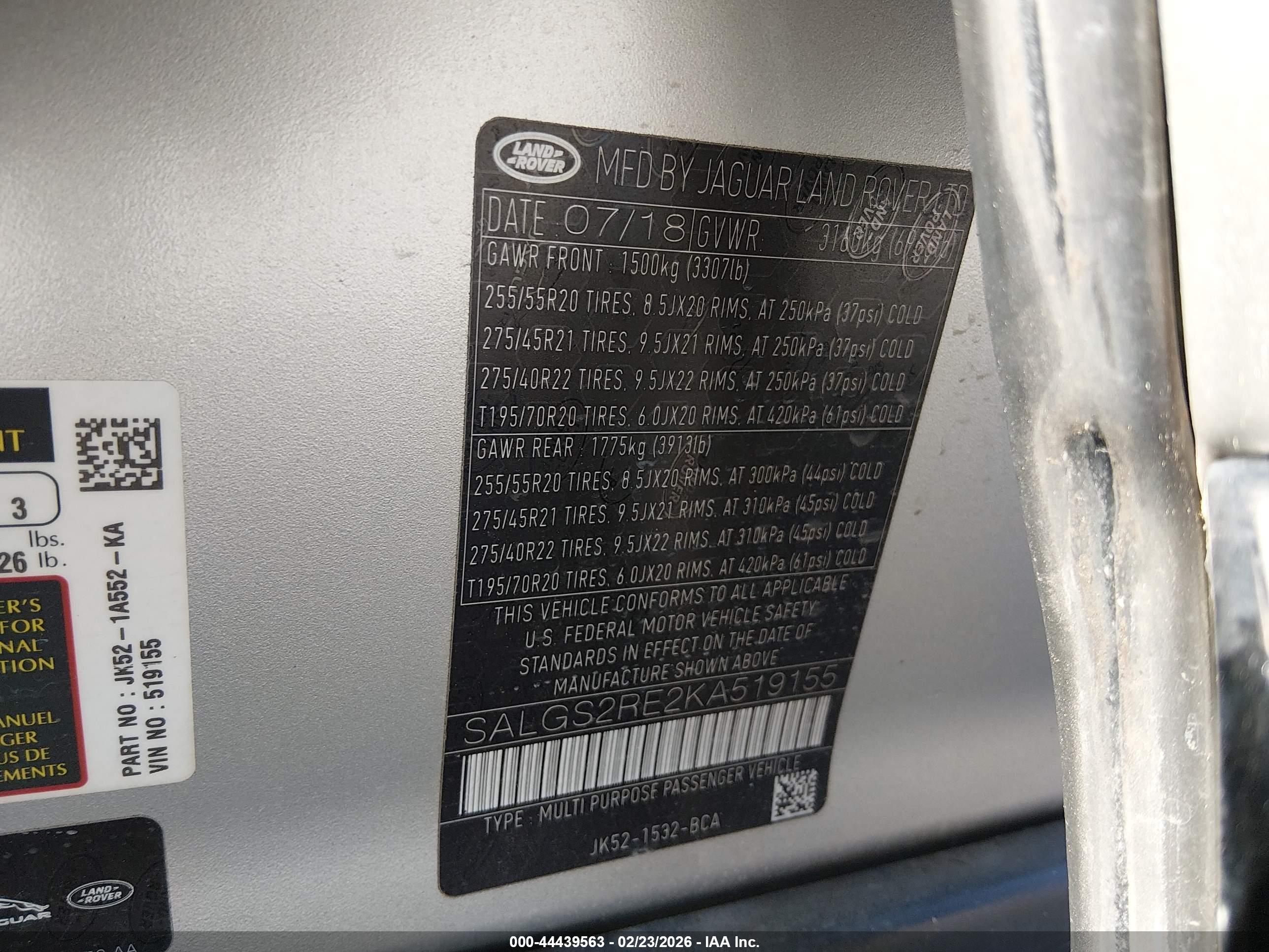 LAND ROVER image 9