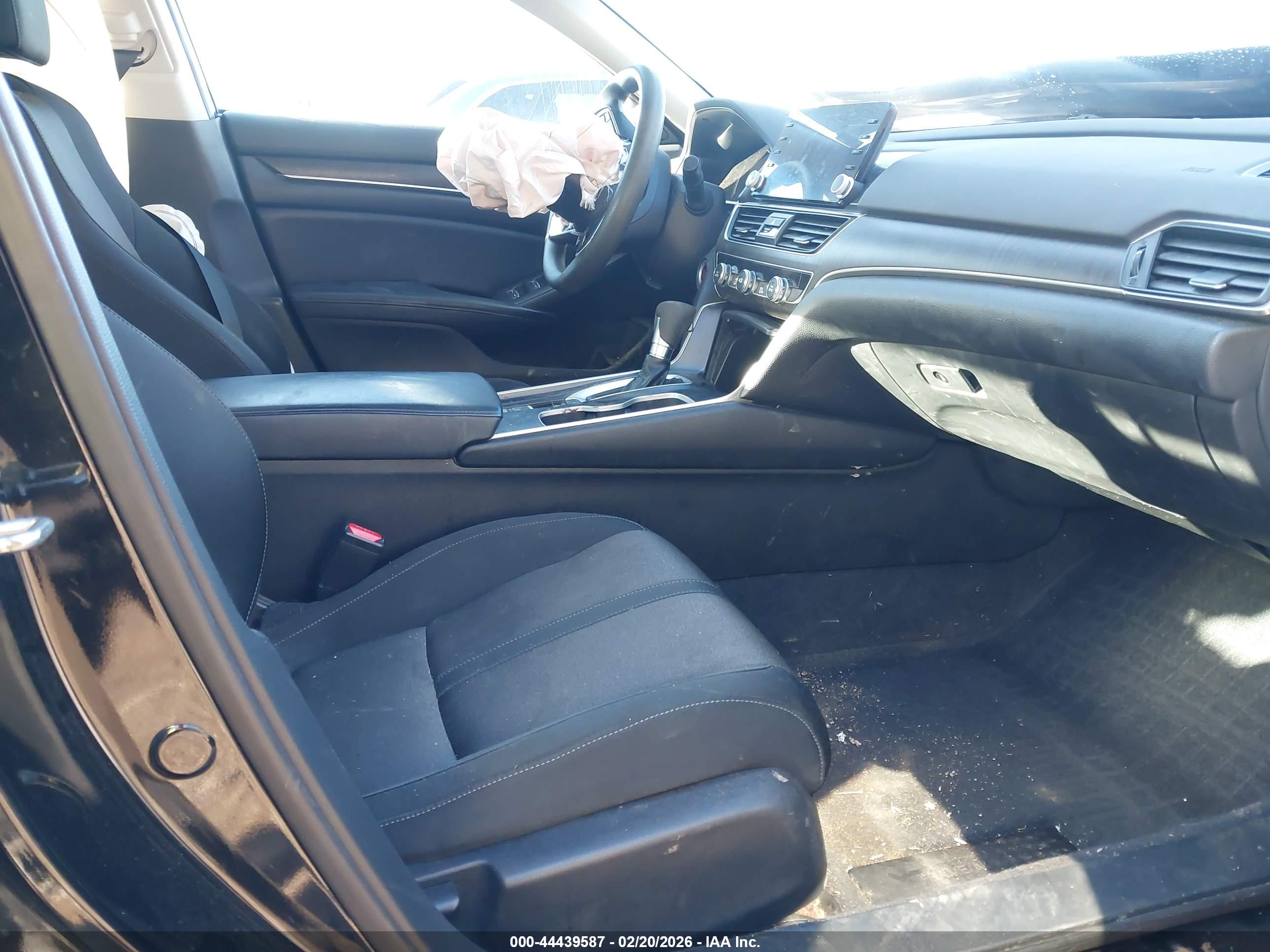 HONDA ACCORD image 5