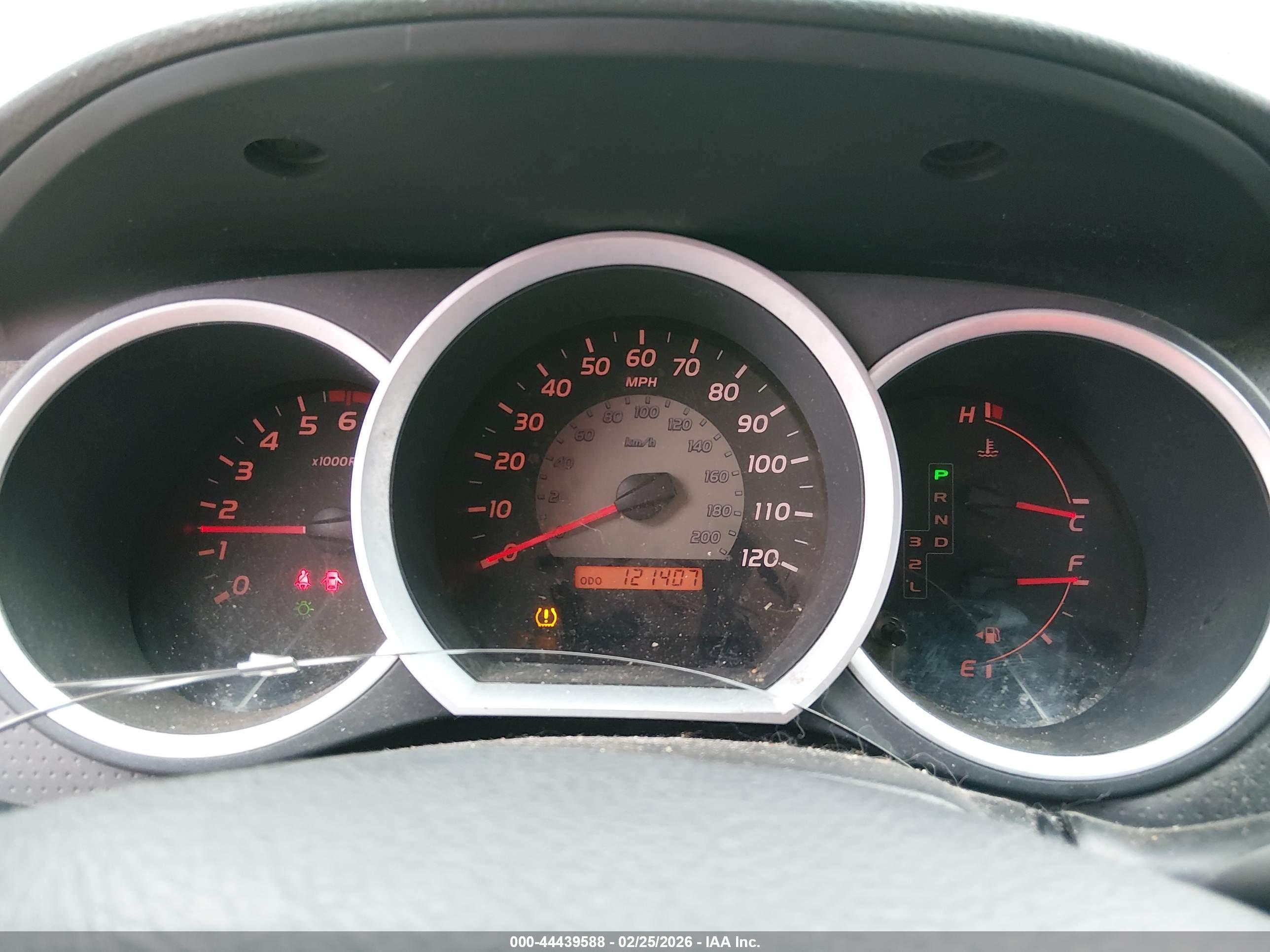 TOYOTA TACOMA image 7