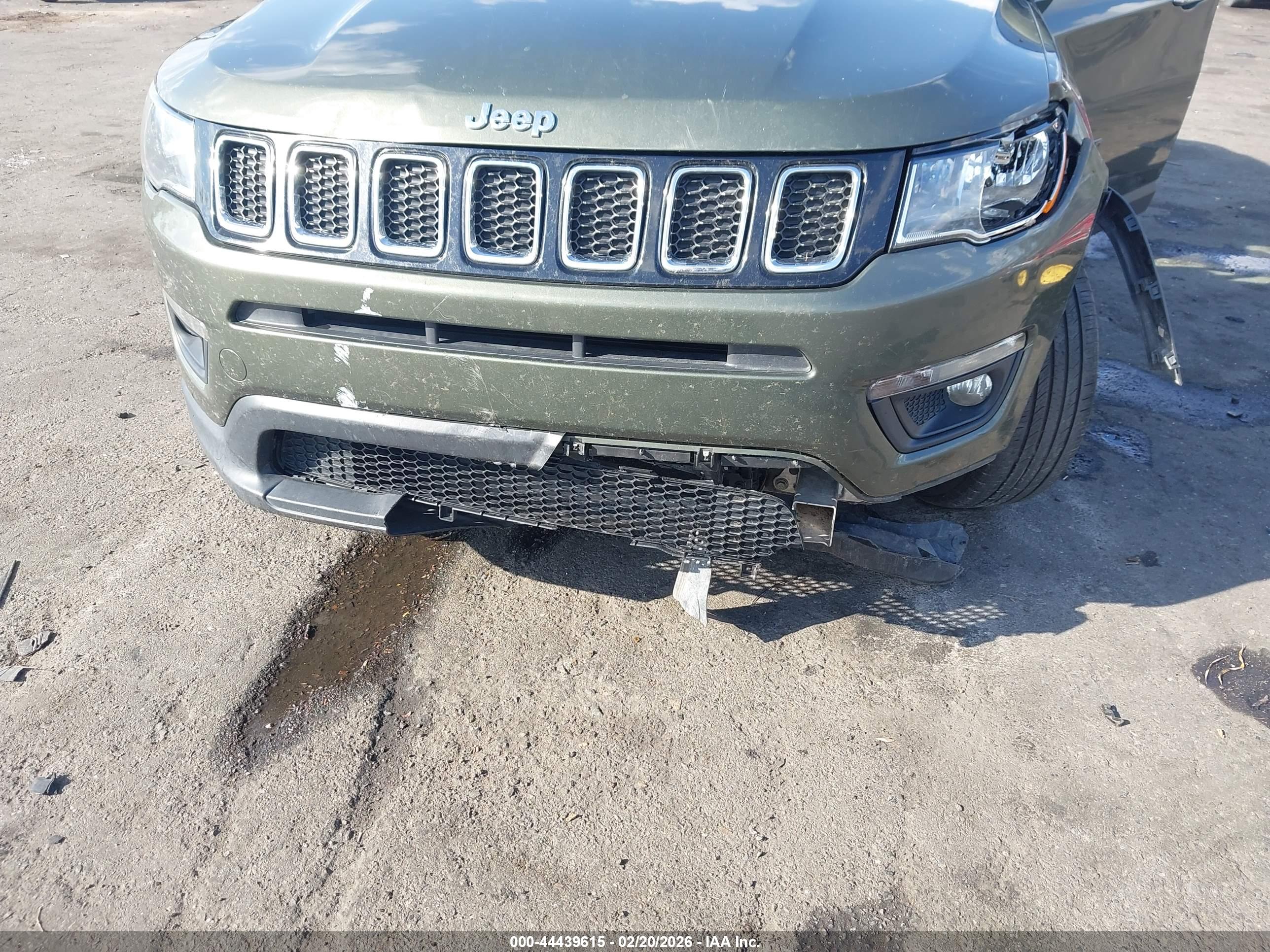 JEEP COMPASS image 6
