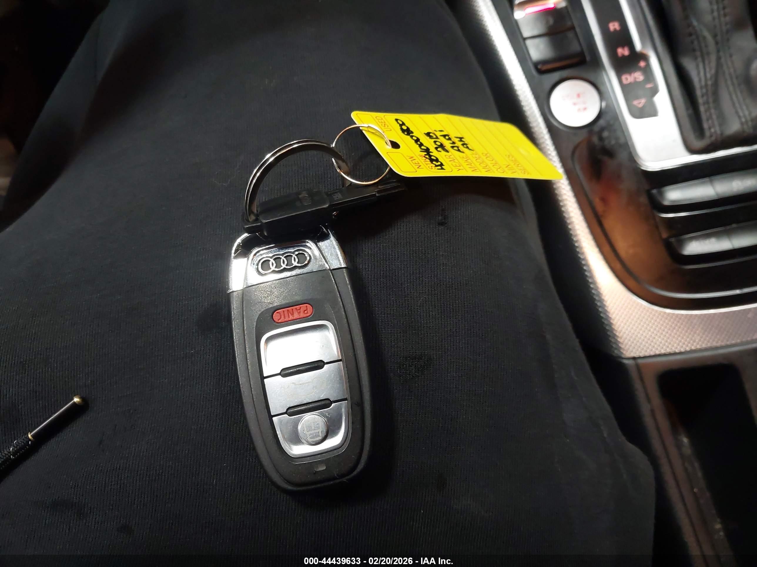 AUDI A4 image 11