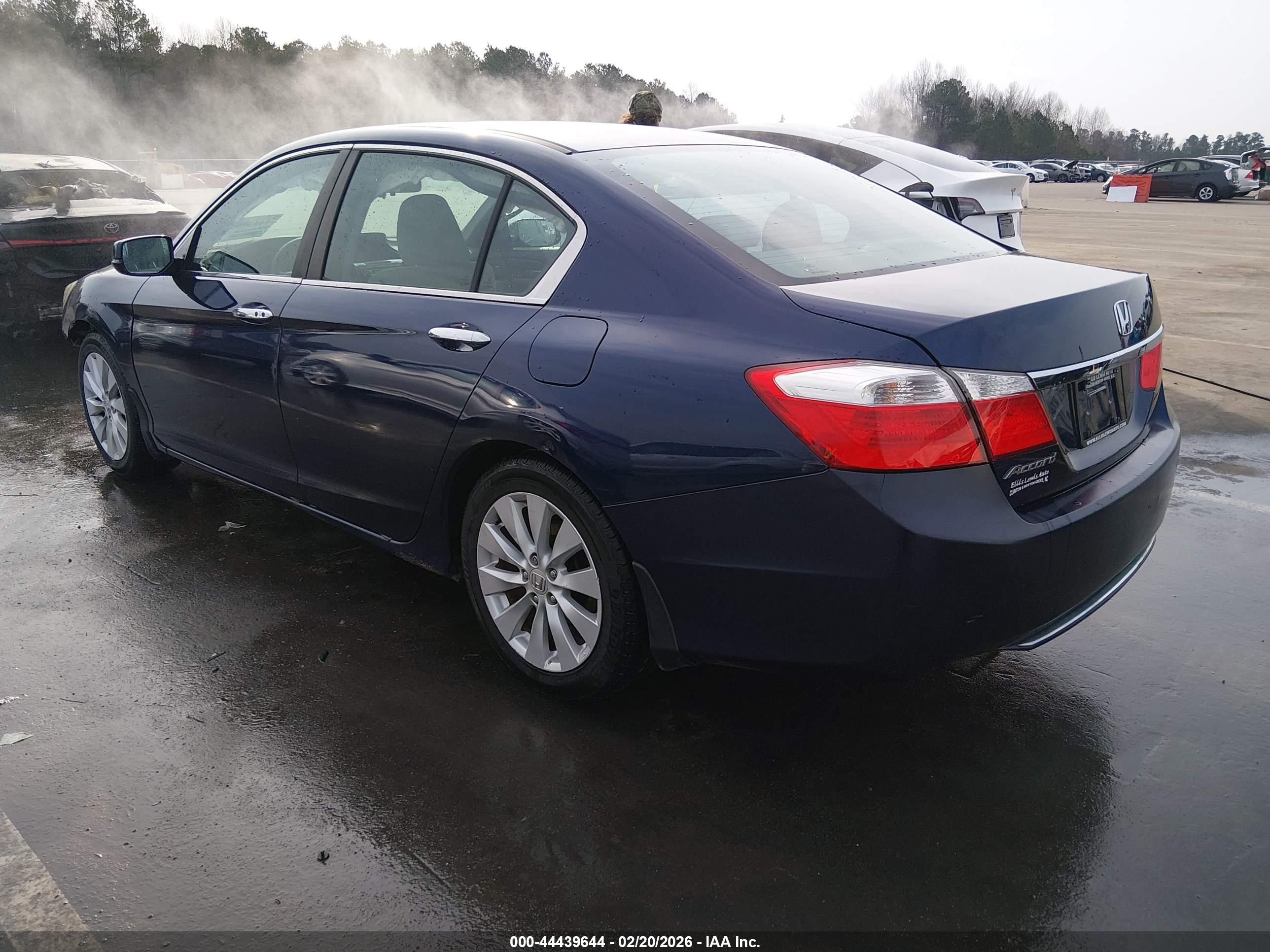 HONDA ACCORD image 3