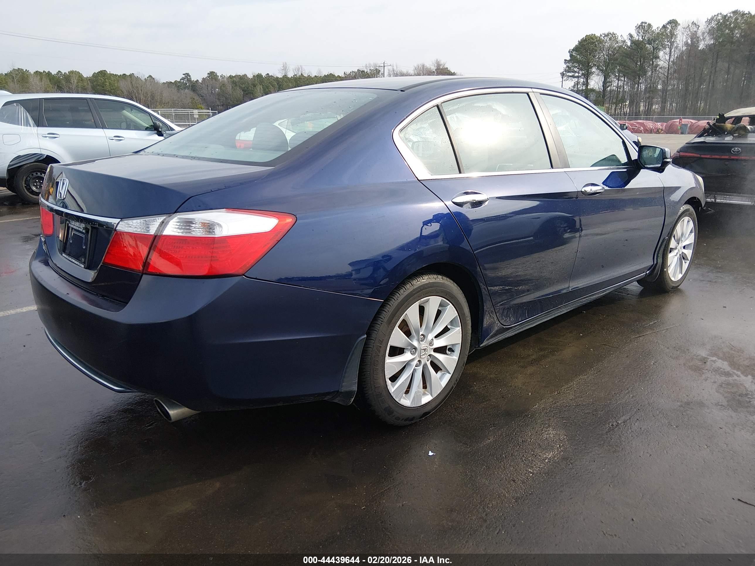 HONDA ACCORD image 4