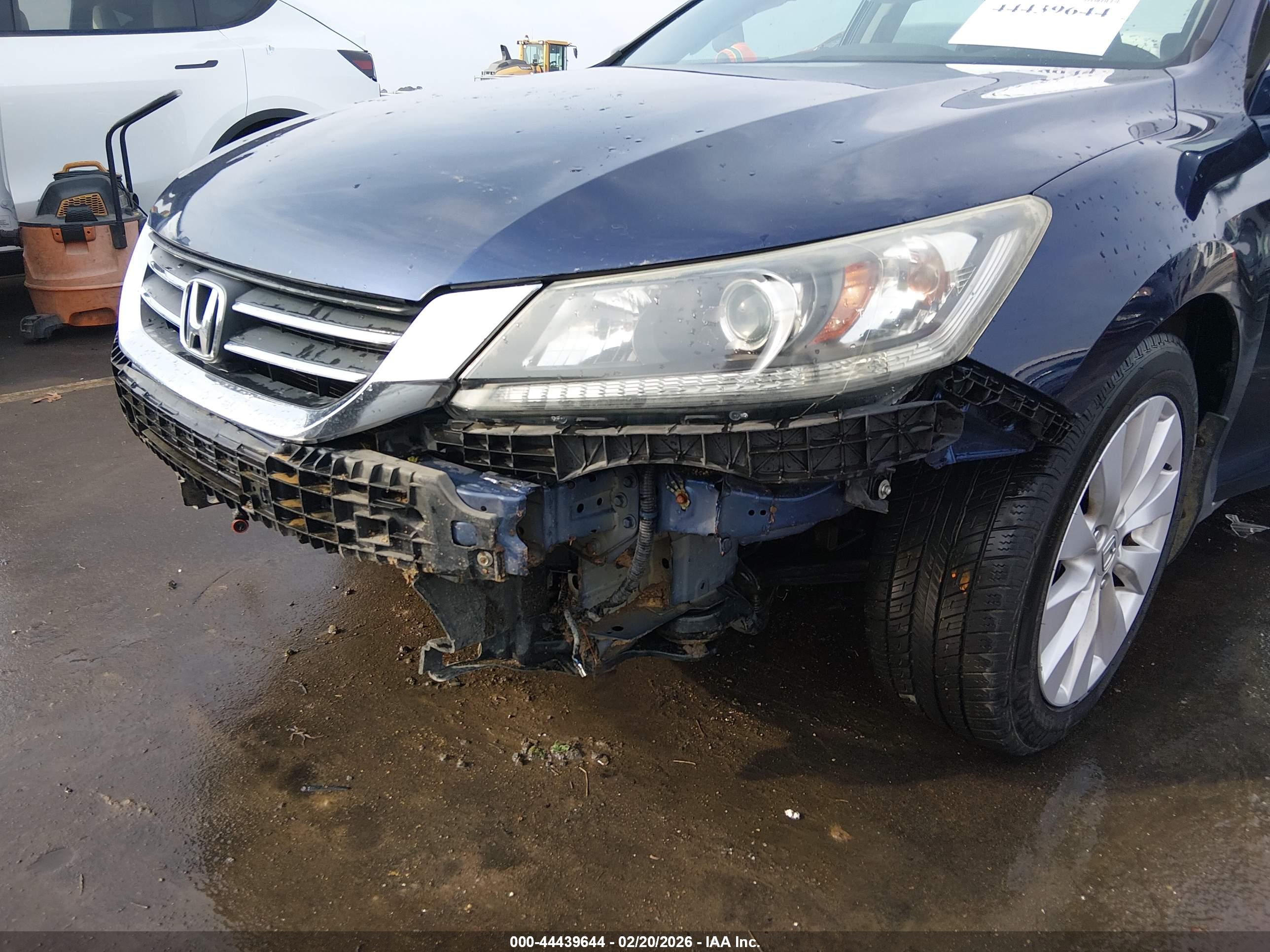 HONDA ACCORD image 6