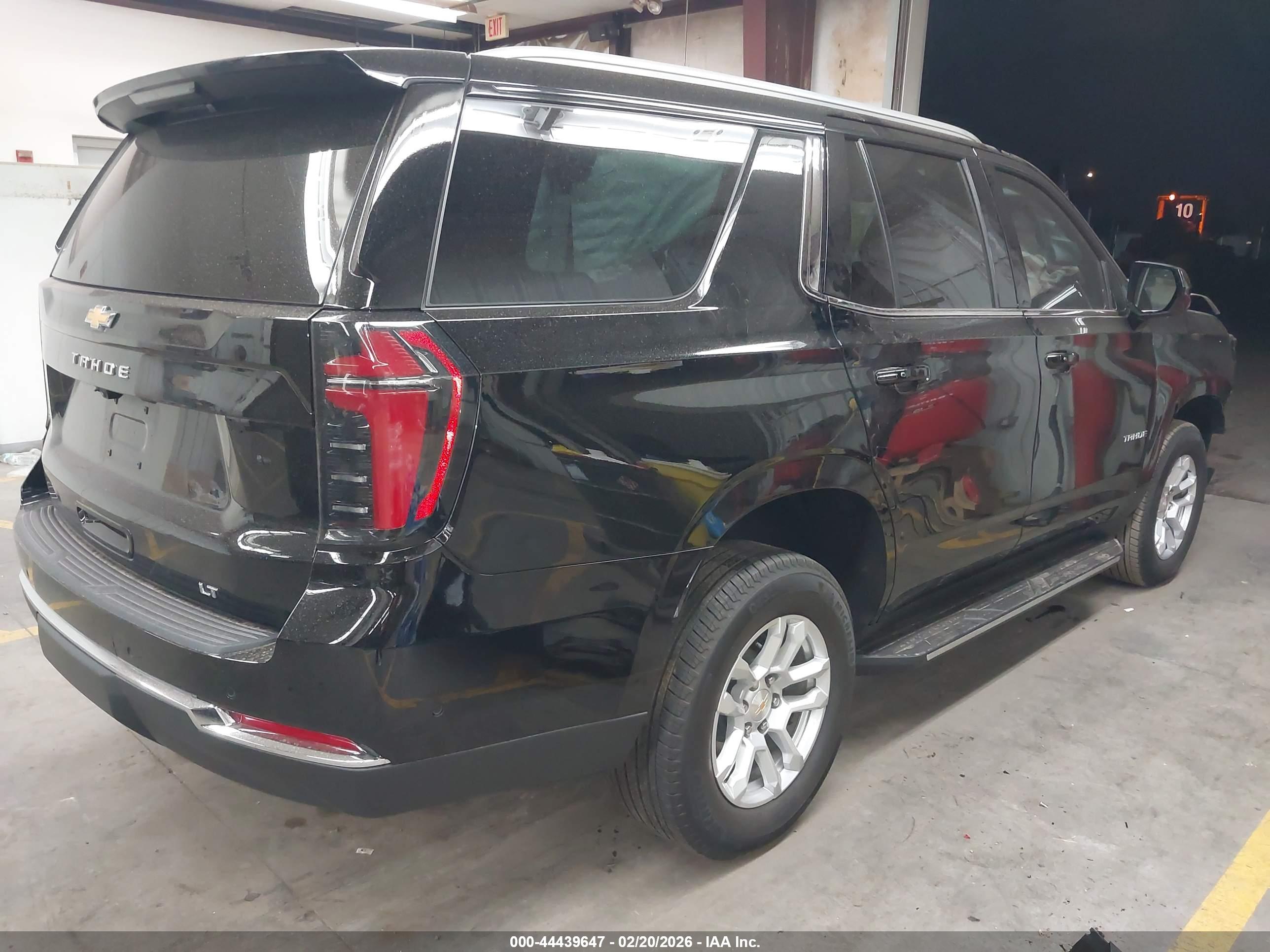 CHEVROLET TAHOE image 4