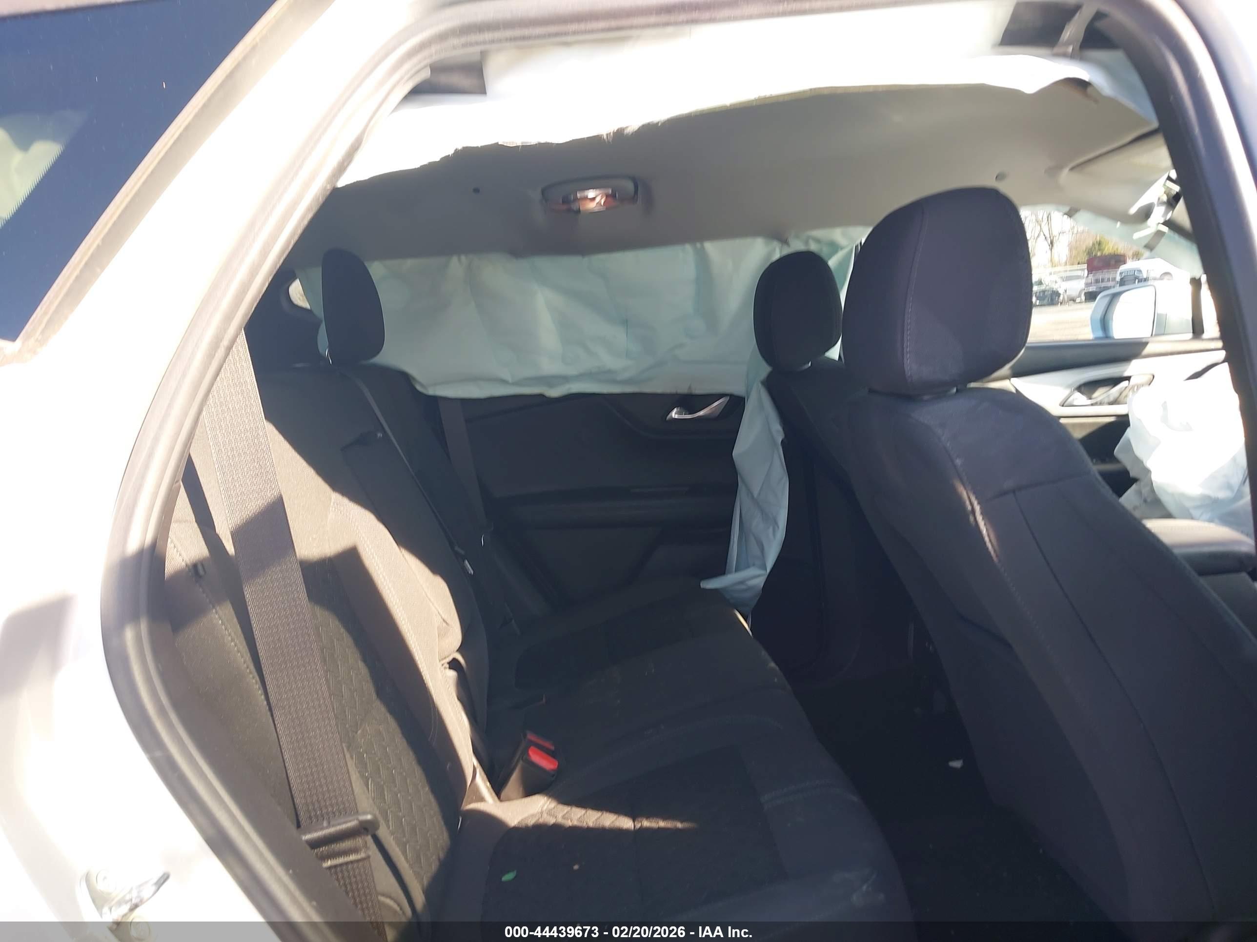 CHEVROLET BLAZER image 8